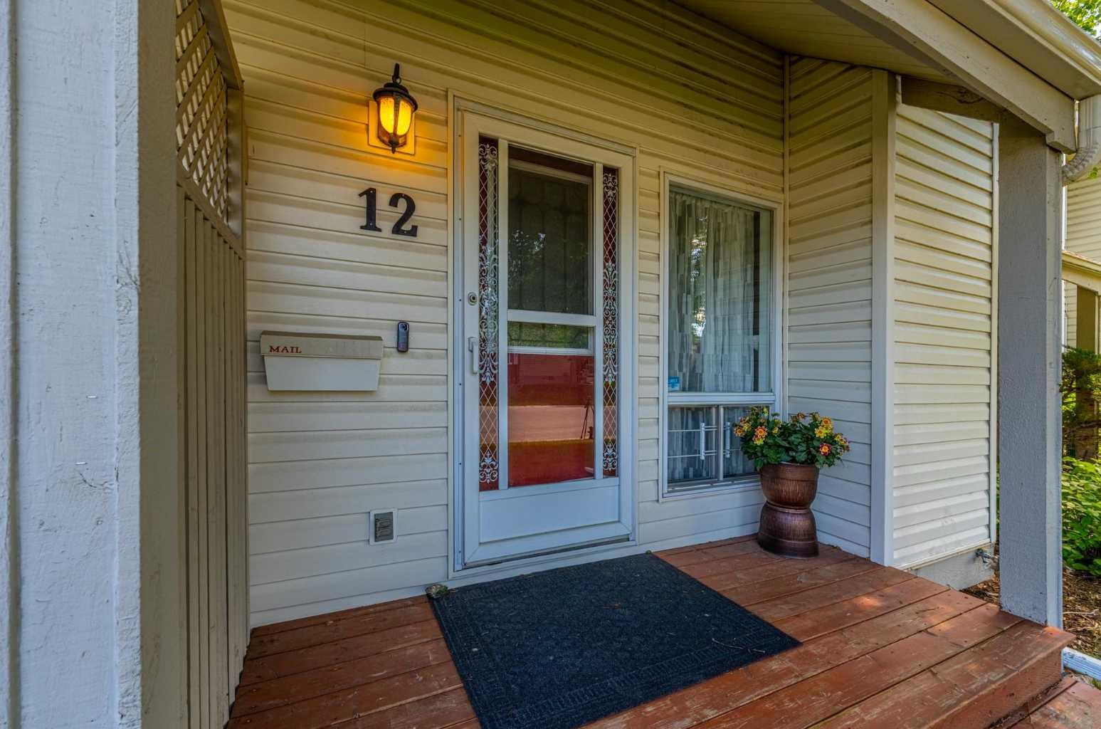 12 Woodhill Road SW