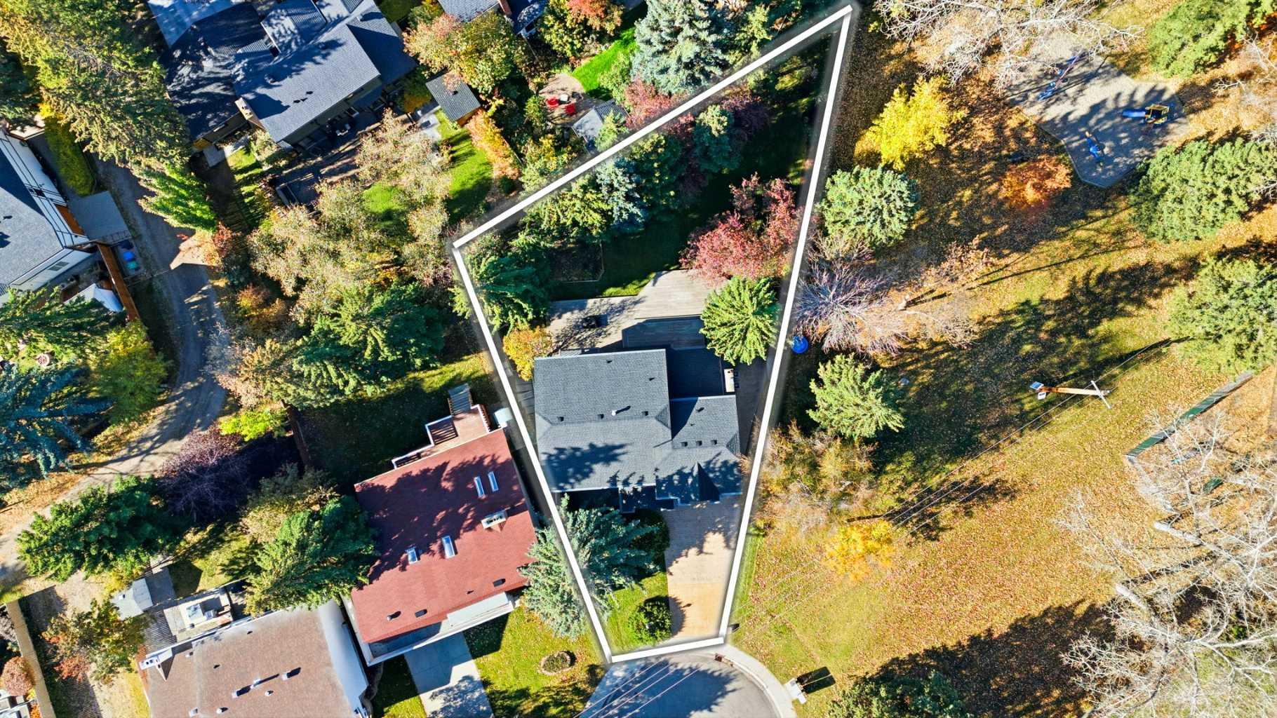 723 Willamette Drive SE