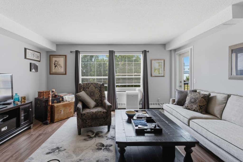 Photo of 105 7 Avenue SE #208, High River, AB T1V 1T8 (MLS # A2334317)