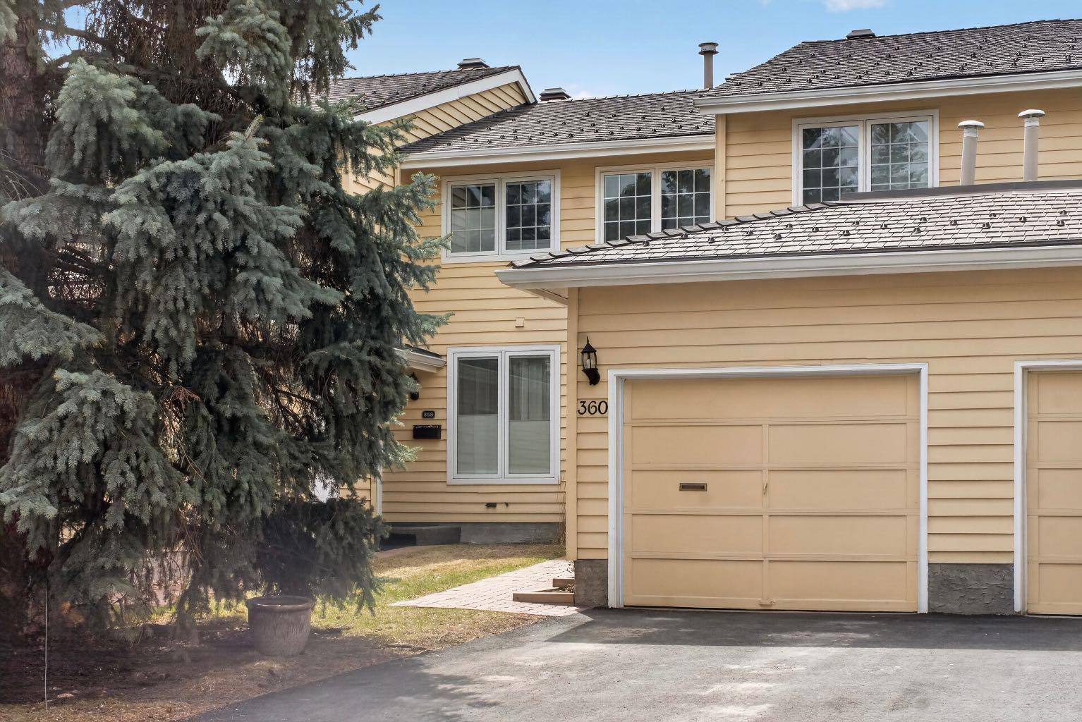 360 Point Mckay Gardens NW