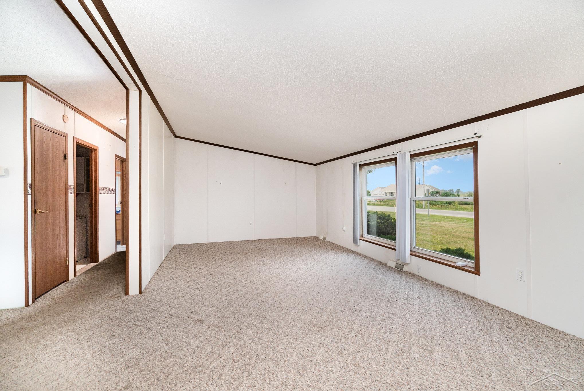 Saginaw, Michigan 48609, United States, 3 Bedrooms Bedrooms, ,2 BathroomsBathrooms,Residential,Active,188668