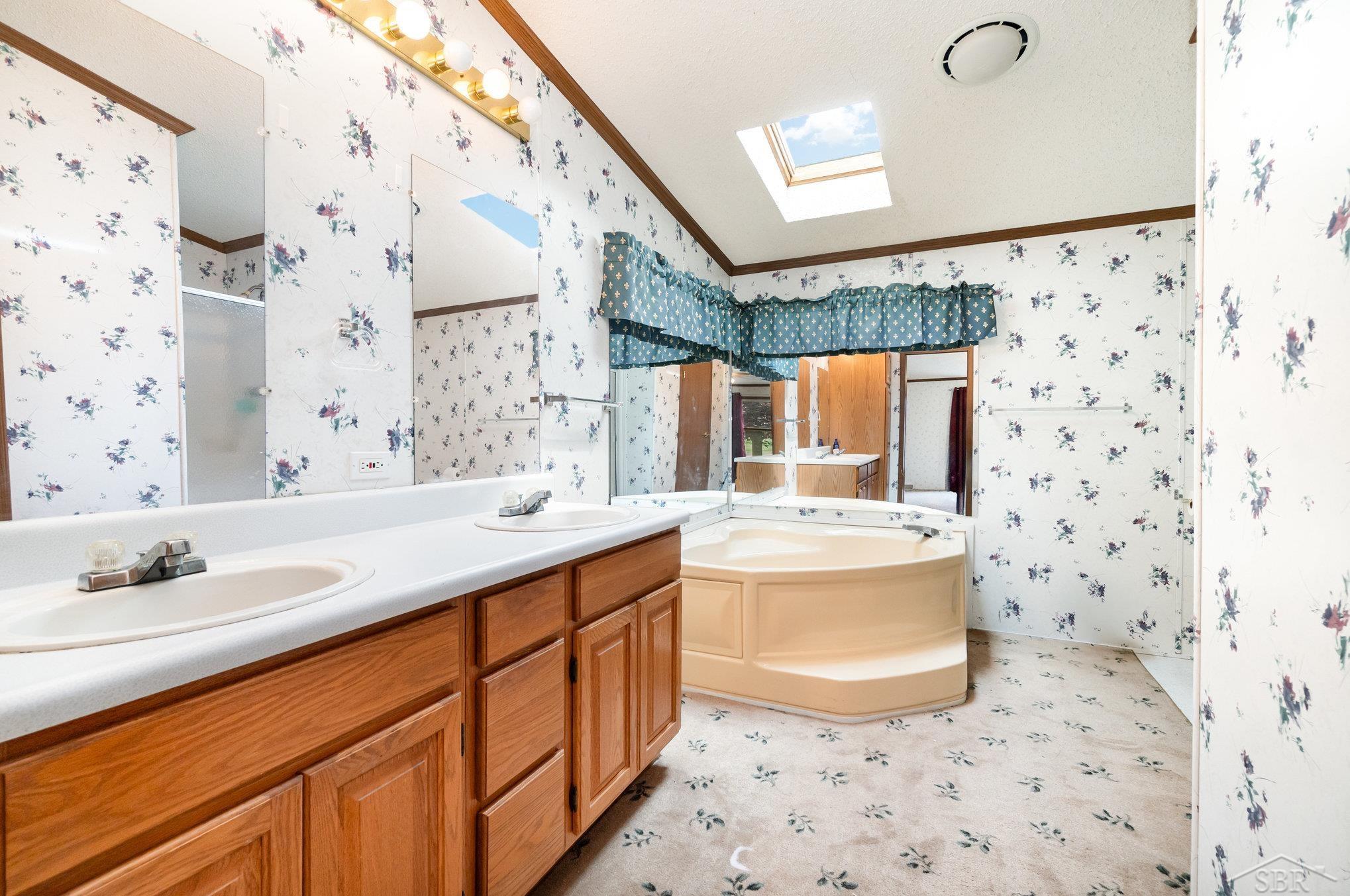 Saginaw, Michigan 48609, United States, 3 Bedrooms Bedrooms, ,2 BathroomsBathrooms,Residential,Active,188668