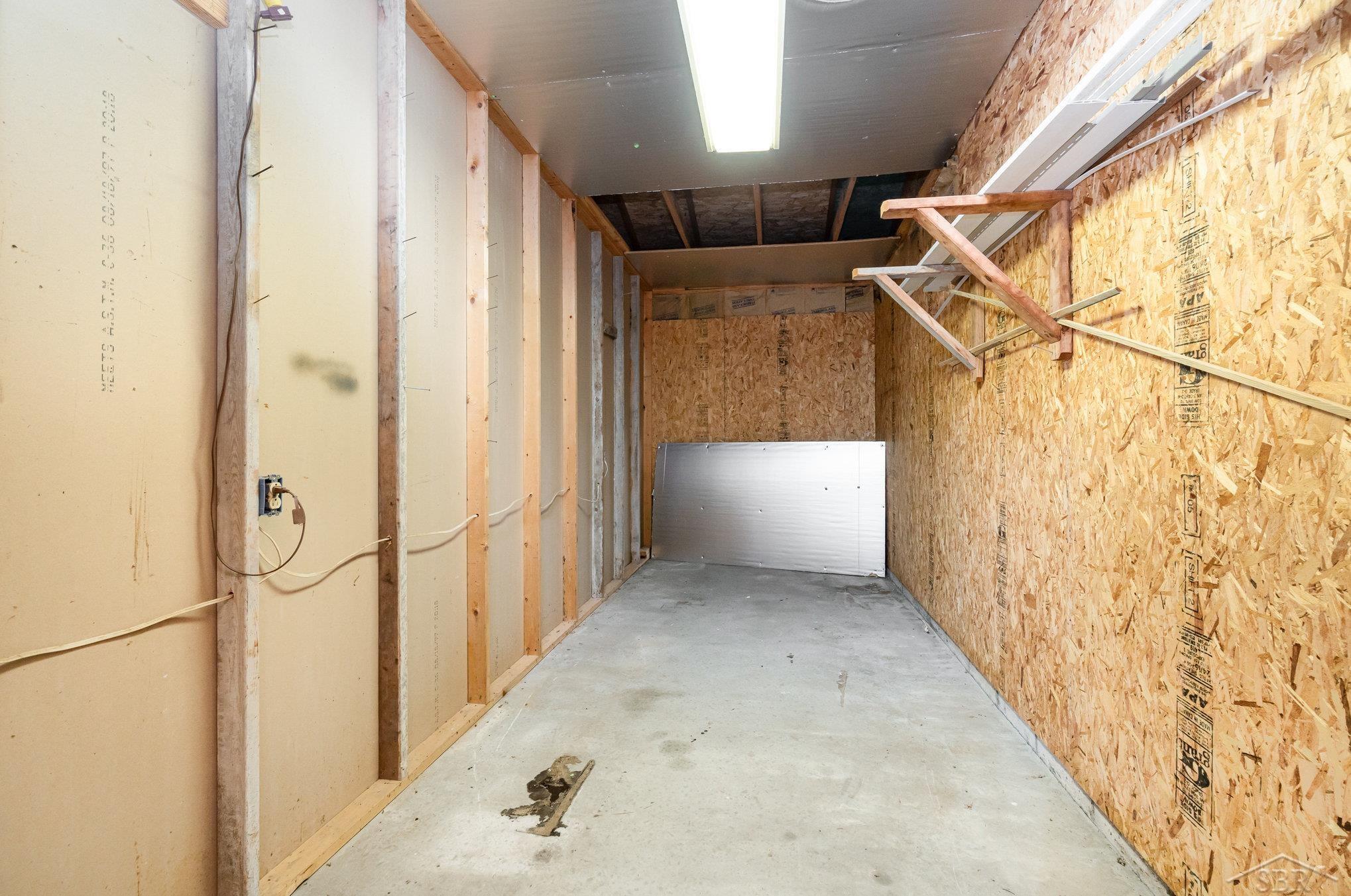 Saginaw, Michigan 48609, United States, 3 Bedrooms Bedrooms, ,2 BathroomsBathrooms,Residential,Active,188668