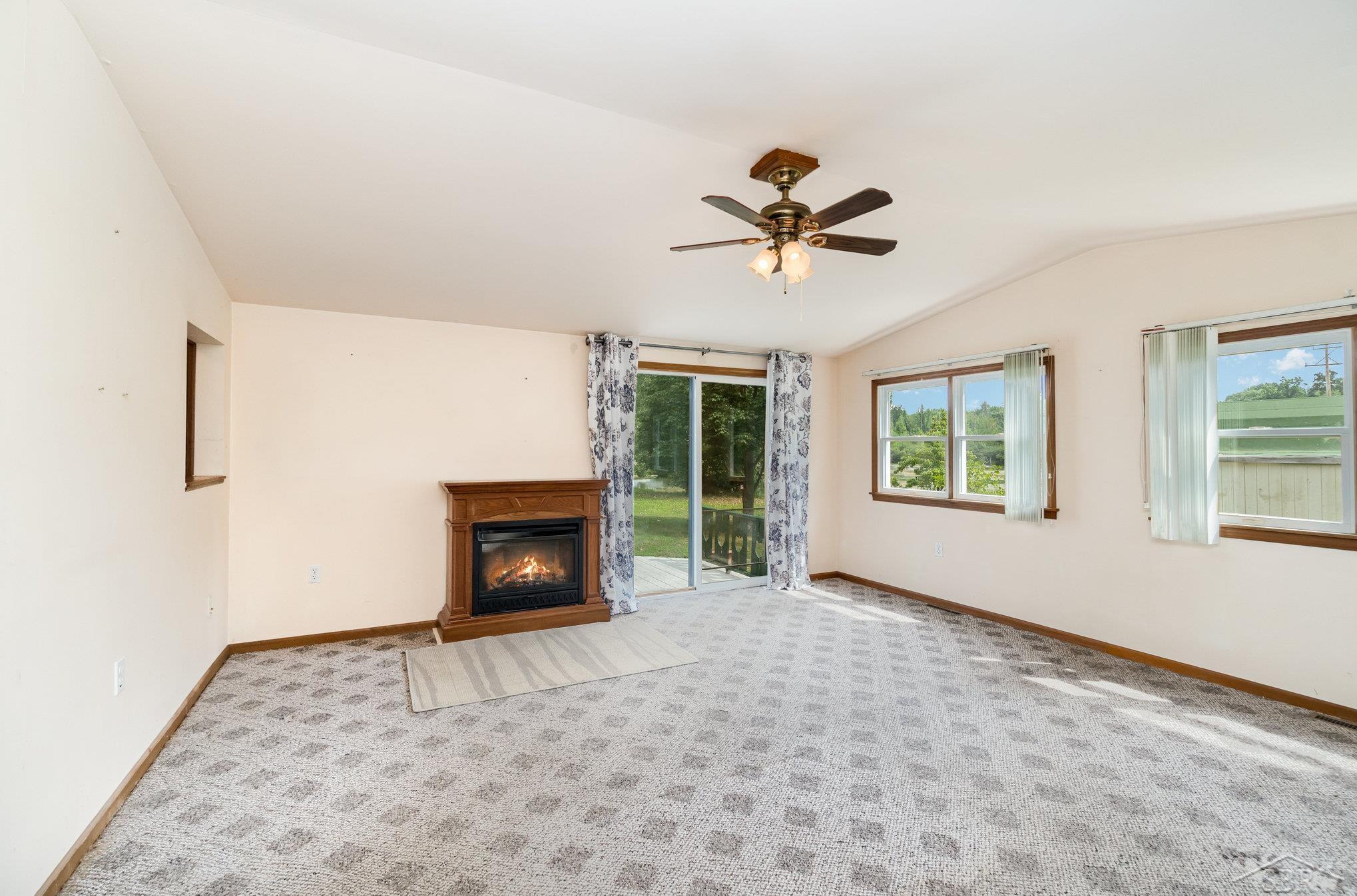 Saginaw, Michigan 48609, United States, 3 Bedrooms Bedrooms, ,2 BathroomsBathrooms,Residential,Active,188668