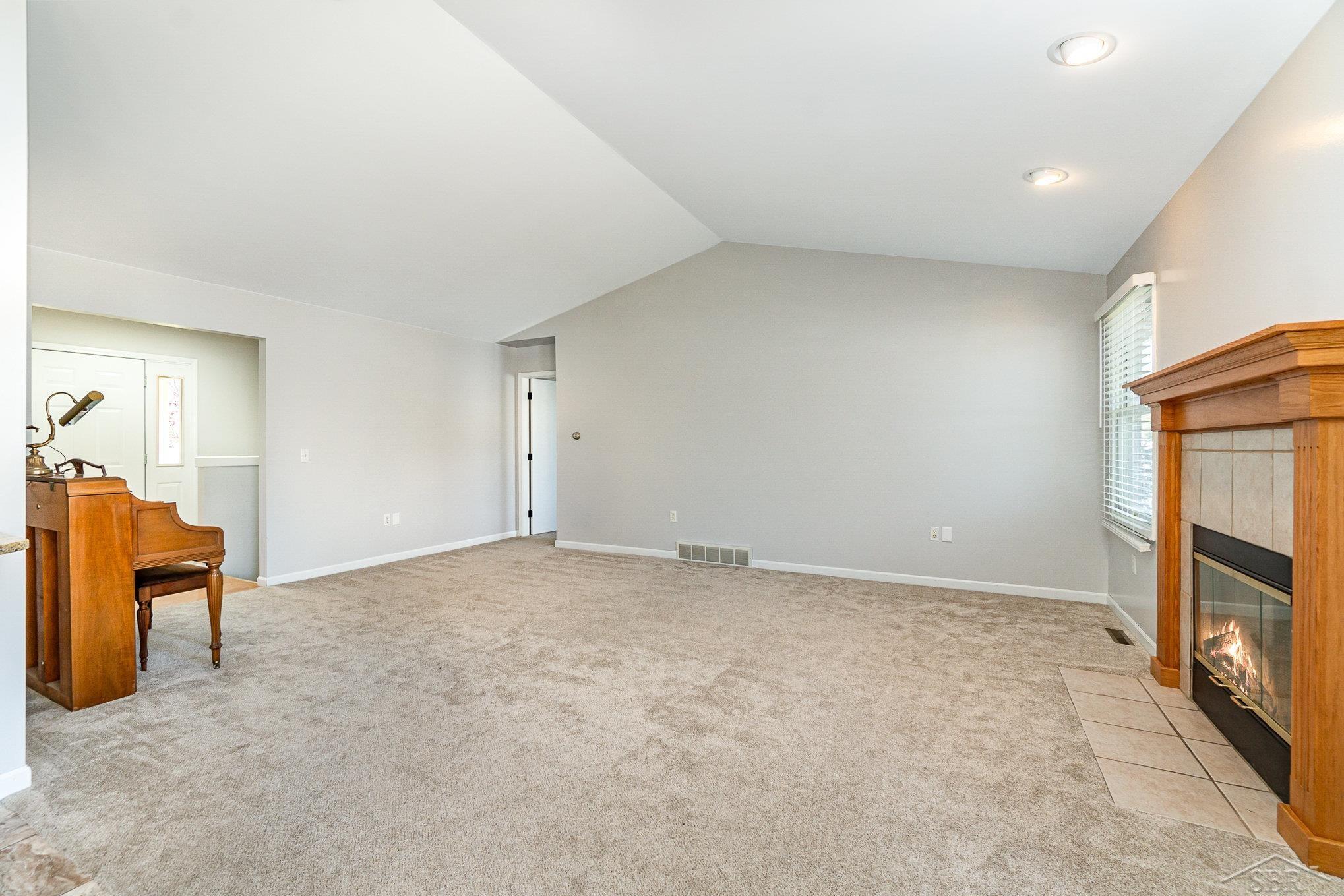 Saginaw, Michigan 48603, United States, 3 Bedrooms Bedrooms, ,2 BathroomsBathrooms,Residential,Pending,133802