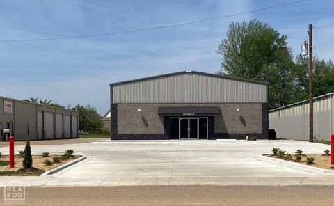 Photo of 3301 Malibu Drive, Jonesboro, AR 72404 (MLS # 10125632)