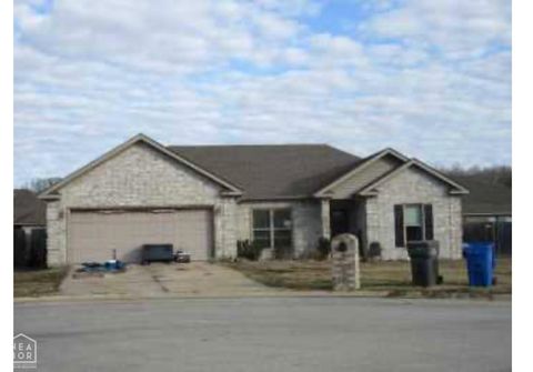 Photo of 1116 Gregory Court, Jonesboro, AR 72405 (MLS # 10125629)