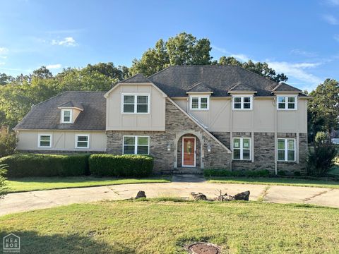 Photo of 2305 Paula Drive, Jonesboro, AR 72404 (MLS # 10125062)