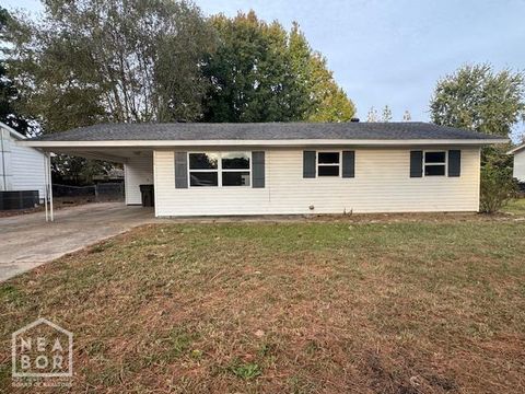 Photo of 300 S 13th Avenue, Paragould, AR 72450 (MLS # 10125584)