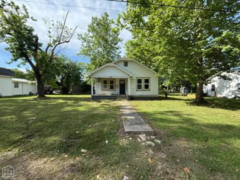 MLS: 10122096