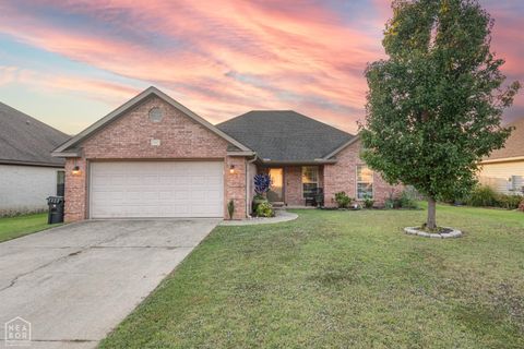 Photo of 6045 Beaver Creek Lane, Jonesboro, AR 72404 (MLS # 10125194)