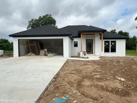 MLS: 10121936