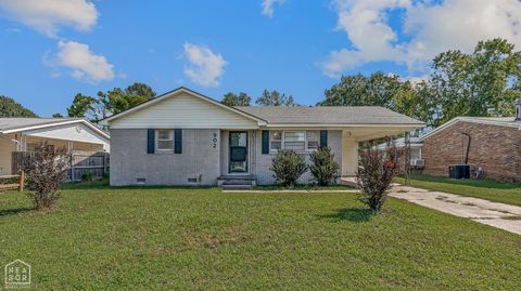 Photo of 902 N Hollywood Street, Blytheville, AR 72315 (MLS # 10125118)