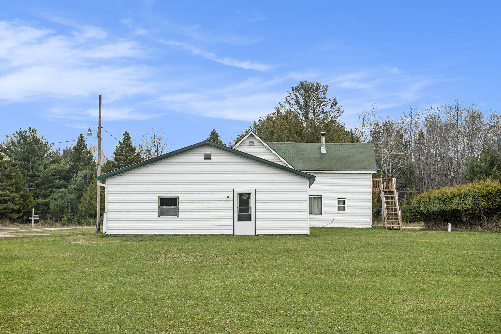 Levering, Michigan 49755, United States, 4 Bedrooms Bedrooms, ,1 BathroomBathrooms,Residential,Active,122138