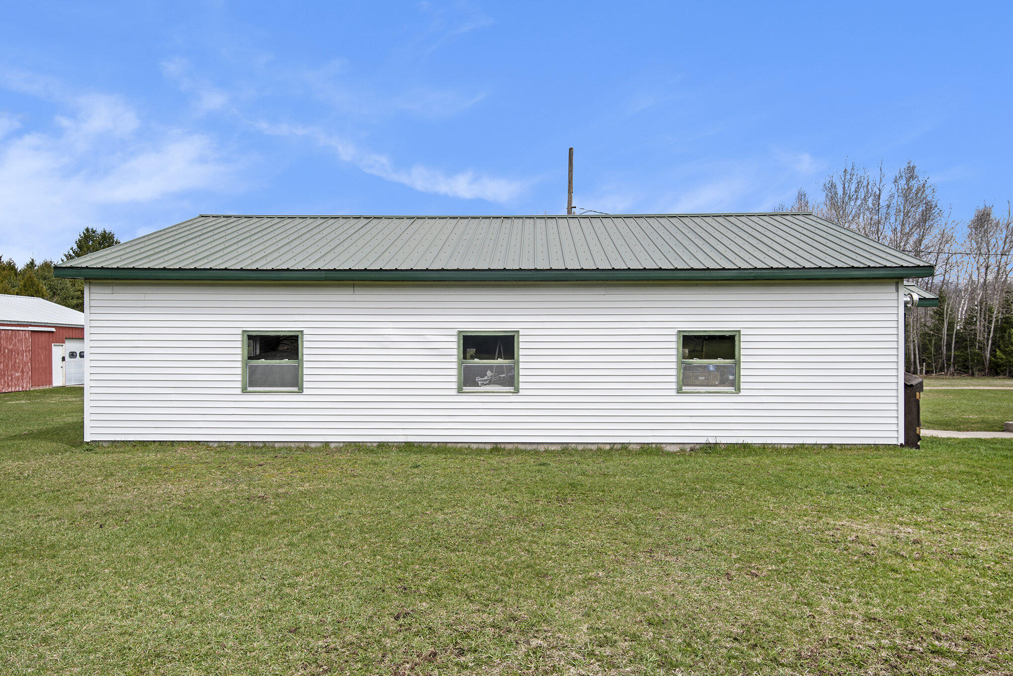 Levering, Michigan 49755, United States, 4 Bedrooms Bedrooms, ,1 BathroomBathrooms,Residential,Active,122138