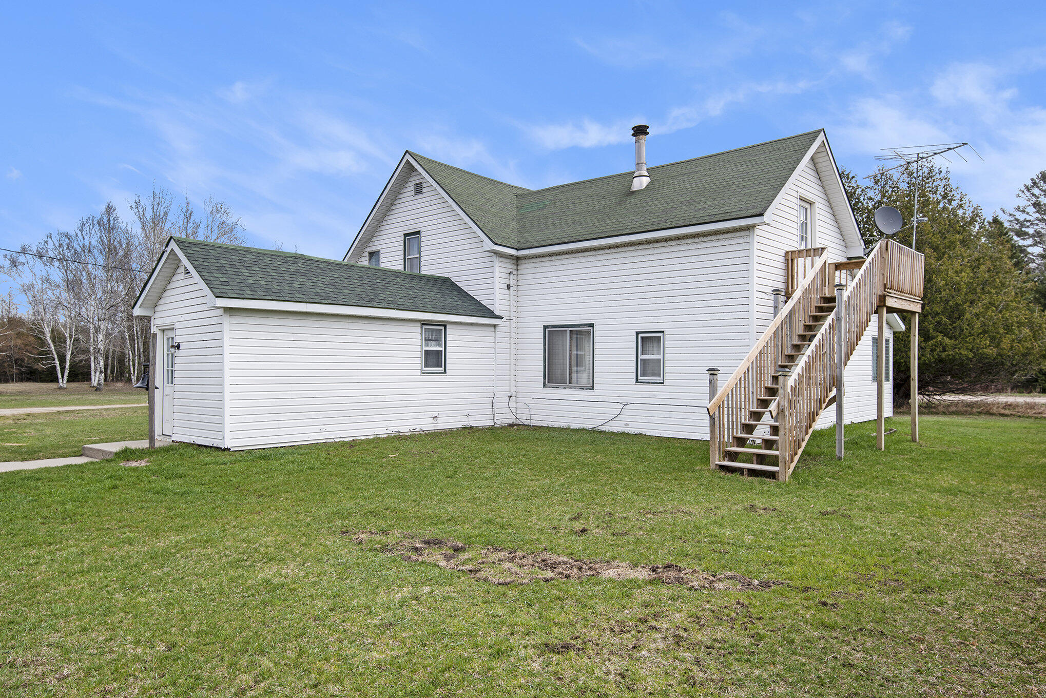 Levering, Michigan 49755, United States, 4 Bedrooms Bedrooms, ,1 BathroomBathrooms,Residential,Active,122138