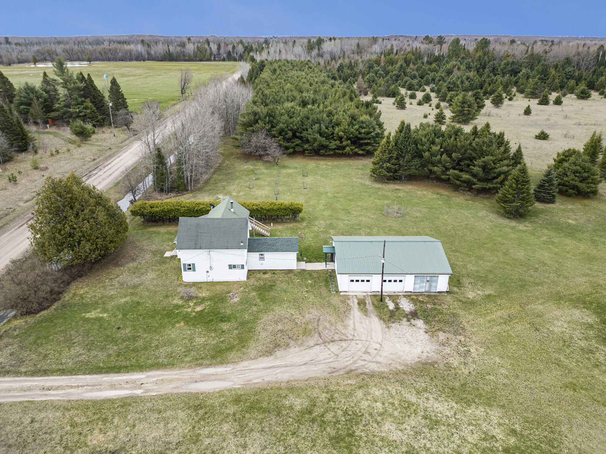 Levering, Michigan 49755, United States, 4 Bedrooms Bedrooms, ,1 BathroomBathrooms,Residential,Active,122138