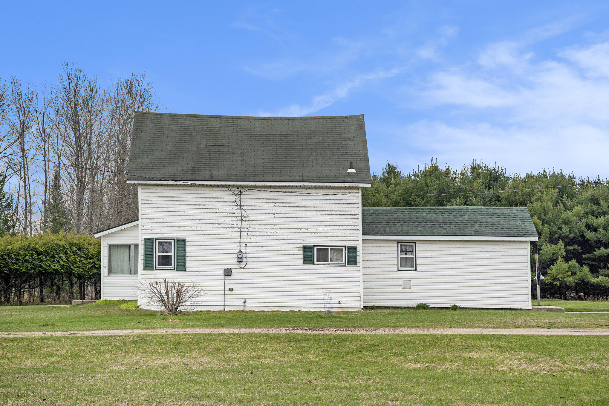 Levering, Michigan 49755, United States, 4 Bedrooms Bedrooms, ,1 BathroomBathrooms,Residential,Active,122138