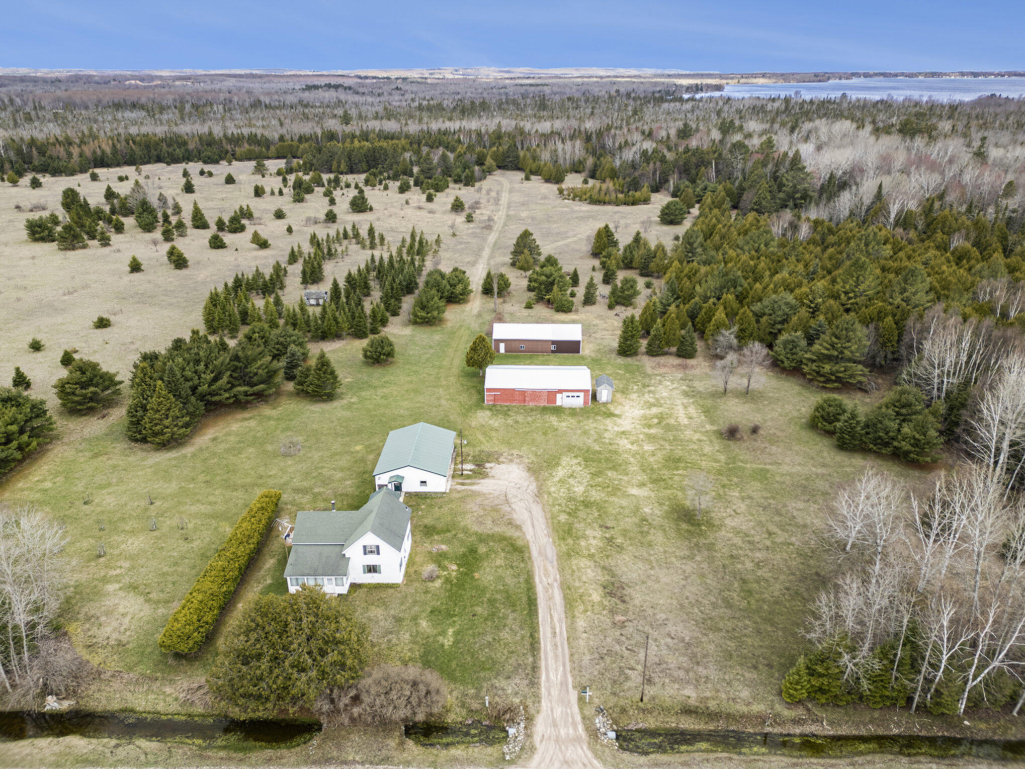 Levering, Michigan 49755, United States, 4 Bedrooms Bedrooms, ,1 BathroomBathrooms,Residential,Active,122138