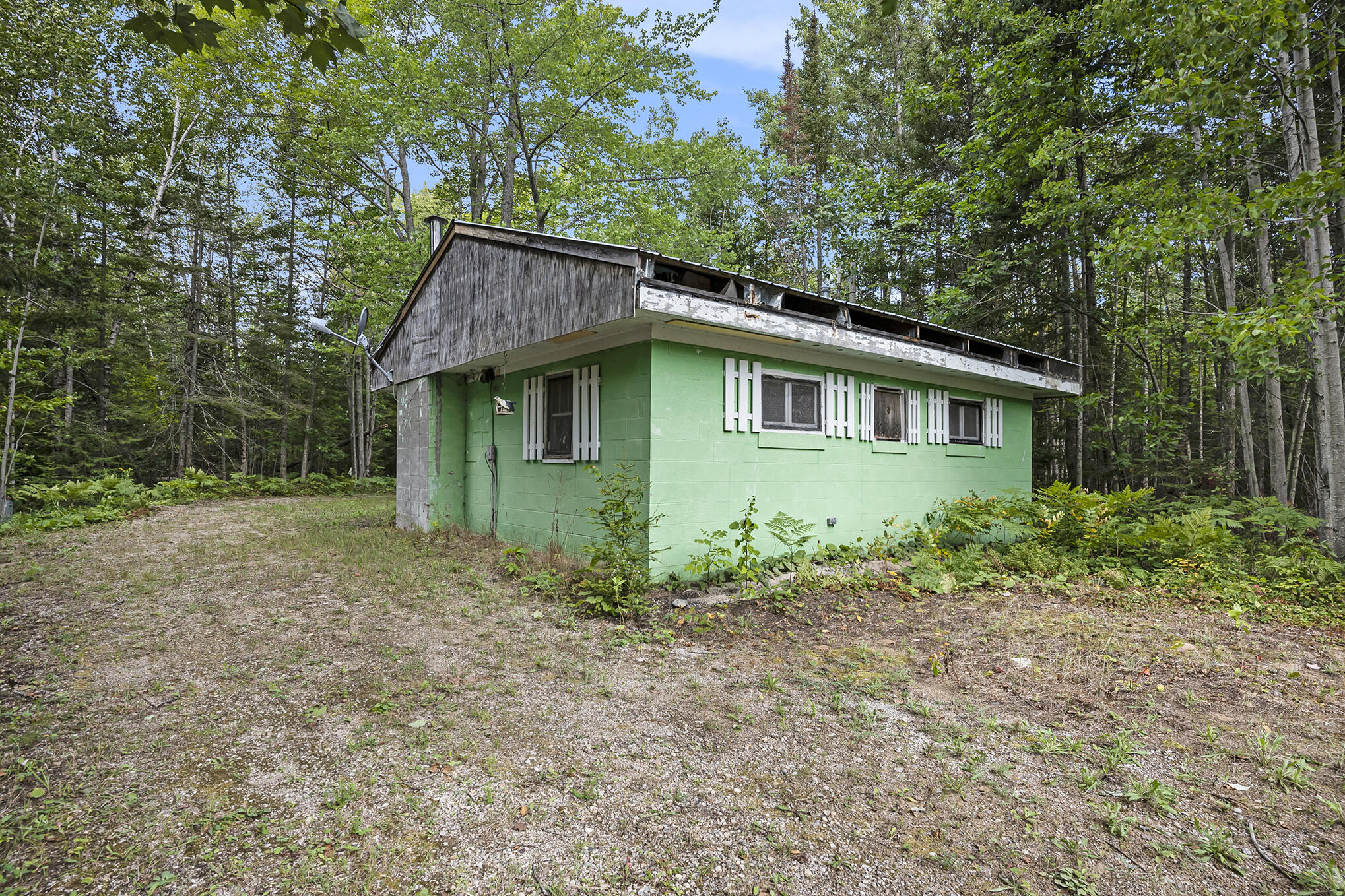 Cheboygan, Michigan 49721, United States, 3 Bedrooms Bedrooms, ,2 BathroomsBathrooms,Residential,Contingent,45594