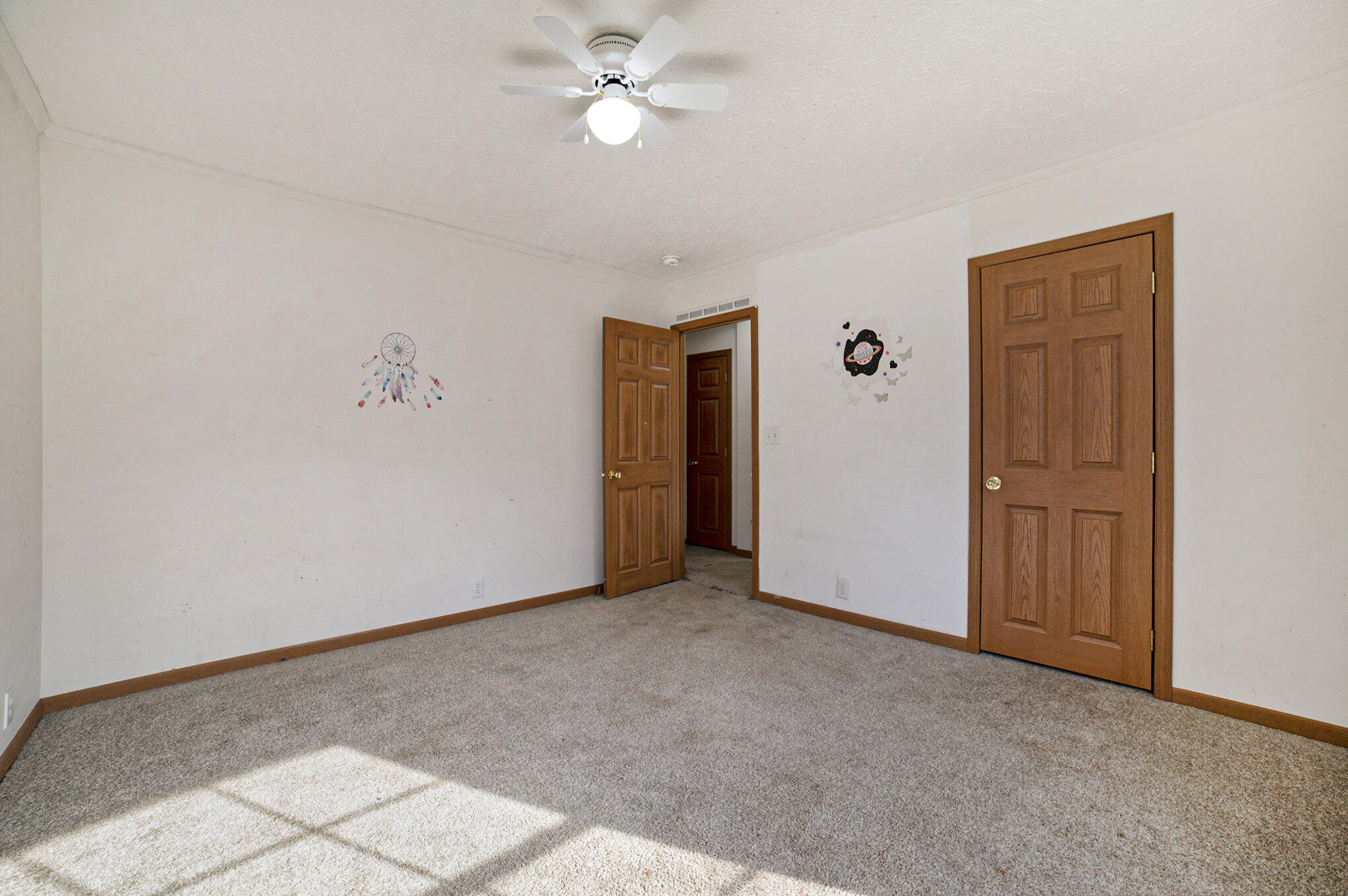 Cheboygan, Michigan 49721, United States, 3 Bedrooms Bedrooms, ,2 BathroomsBathrooms,Residential,Contingent,45594