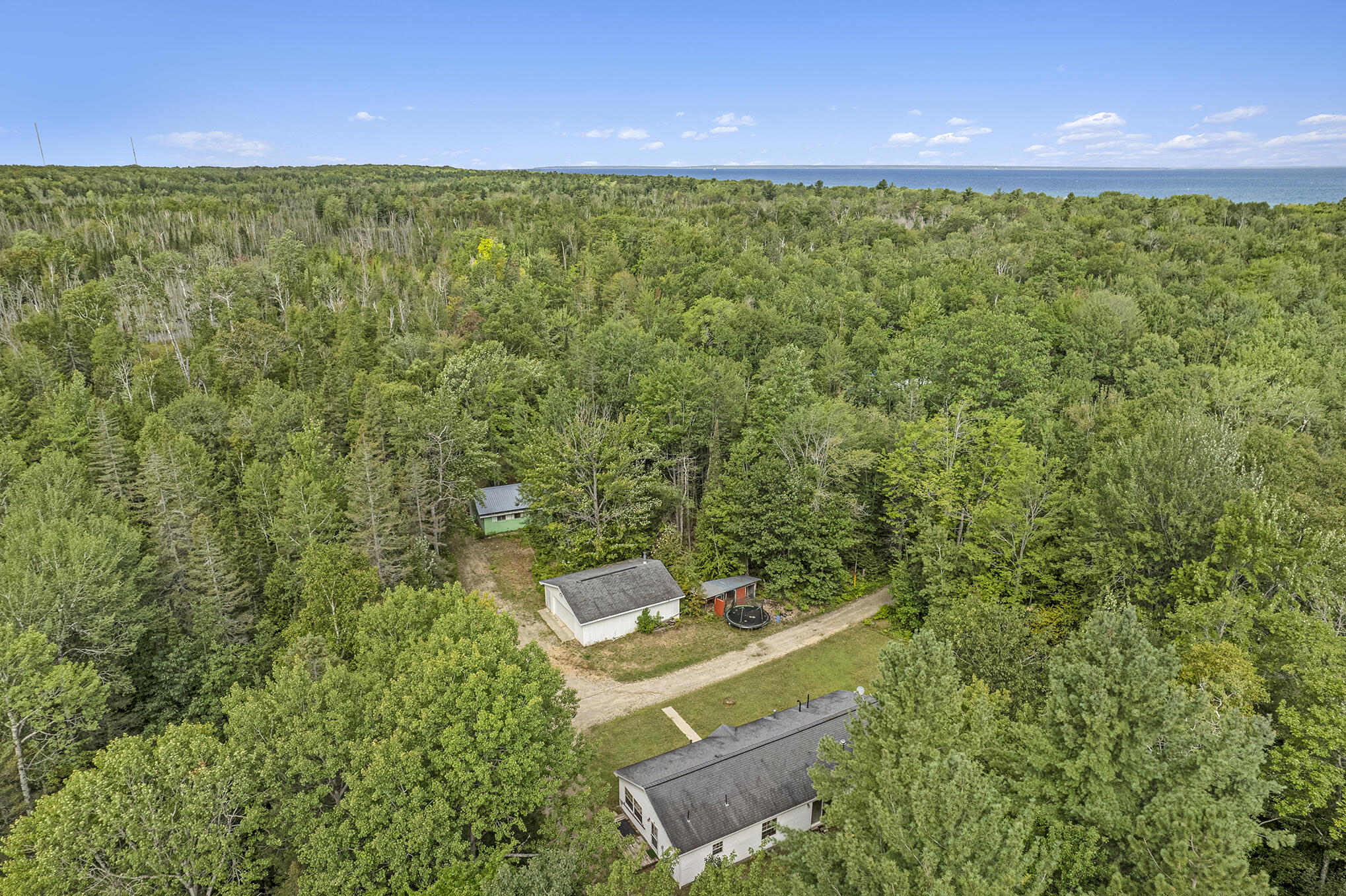 Cheboygan, Michigan 49721, United States, 3 Bedrooms Bedrooms, ,2 BathroomsBathrooms,Residential,Contingent,45594