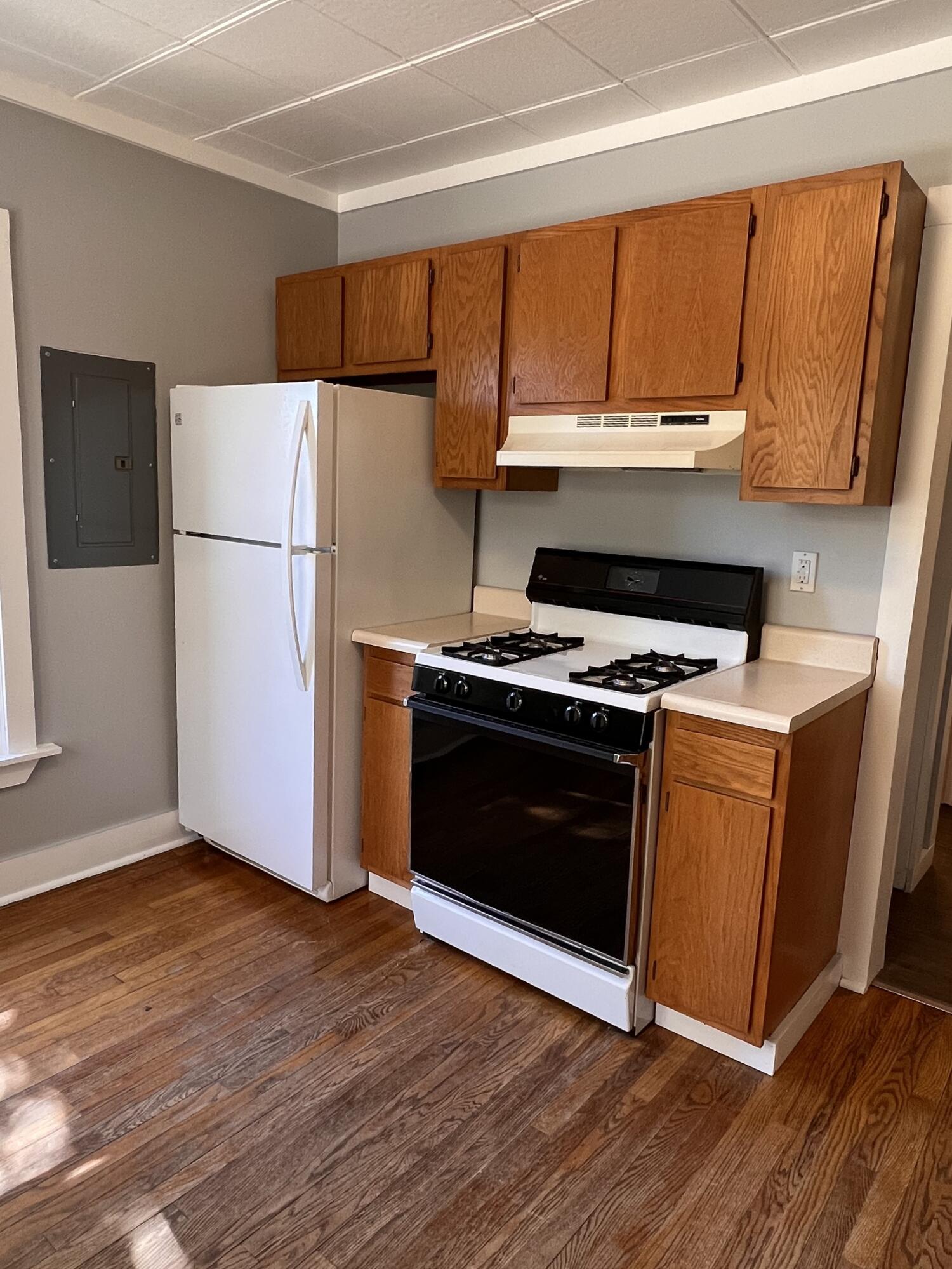 Cheboygan, Michigan 49721, United States, 2 Bedrooms Bedrooms, ,1 BathroomBathrooms,Residential,Active,138396