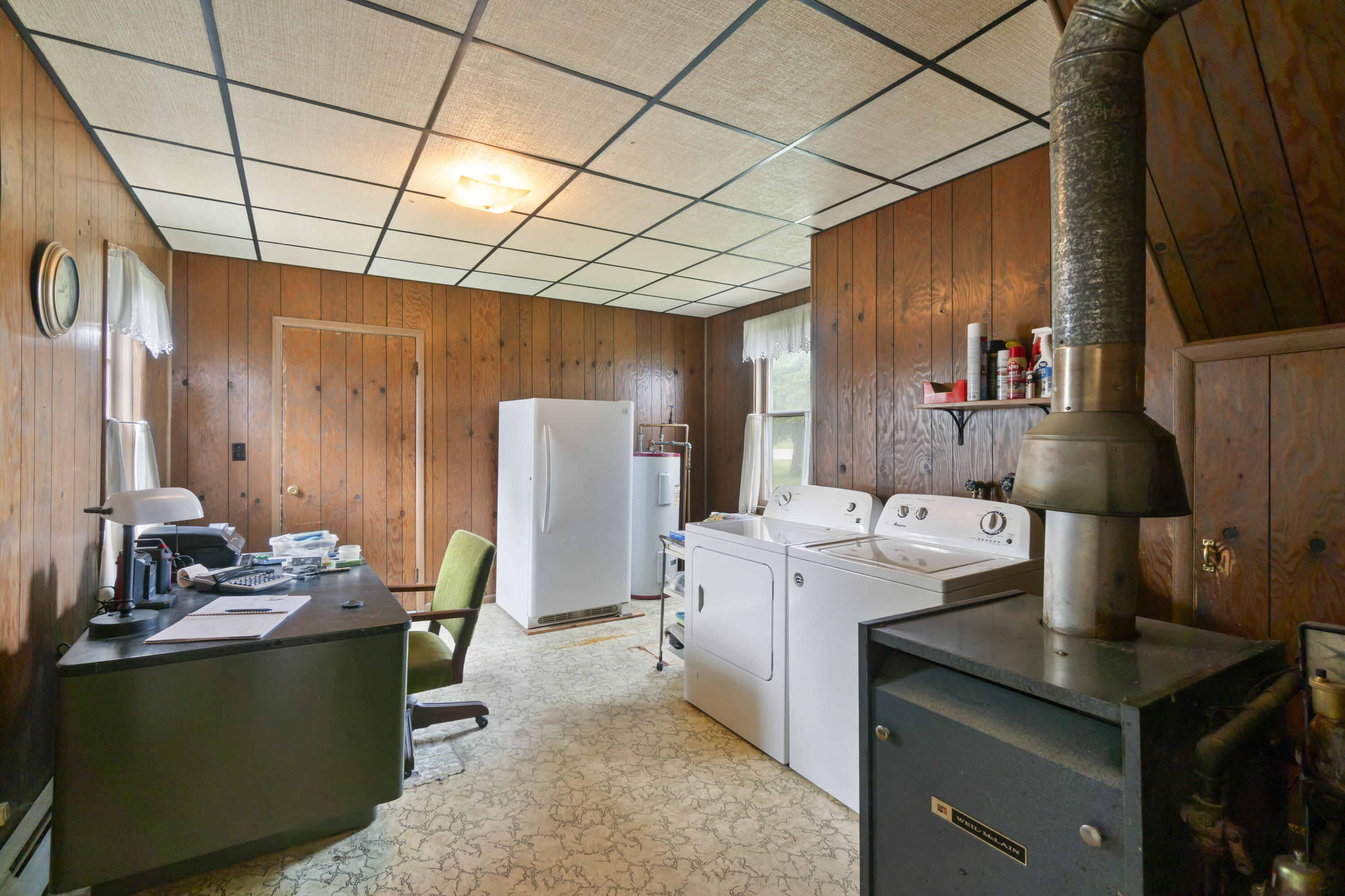 Cheboygan, Michigan 49721, United States, 5 Bedrooms Bedrooms, ,2 BathroomsBathrooms,Residential,Active,150610