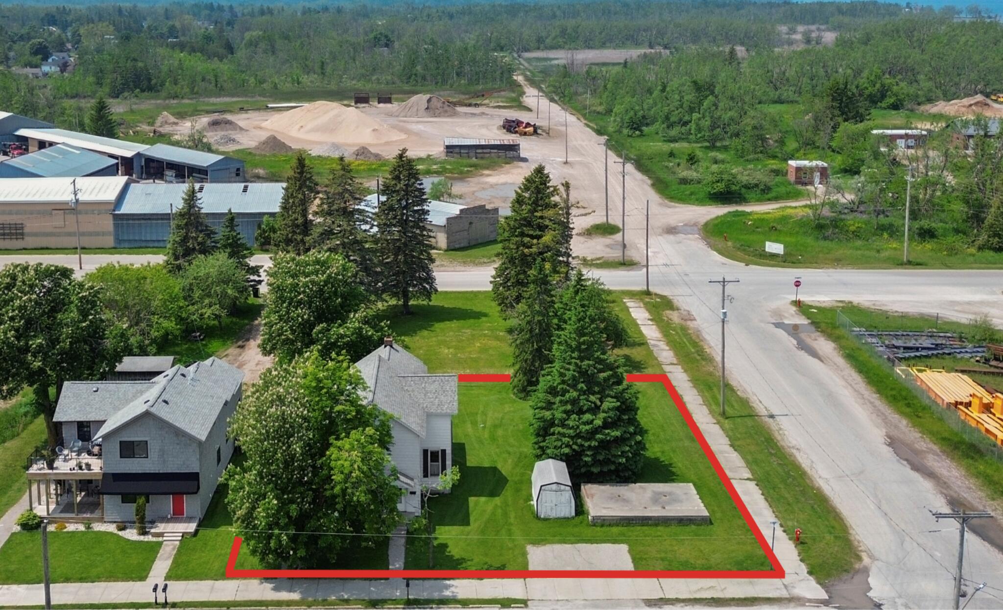 Cheboygan, Michigan 49721, United States, 5 Bedrooms Bedrooms, ,2 BathroomsBathrooms,Residential,Active,150610