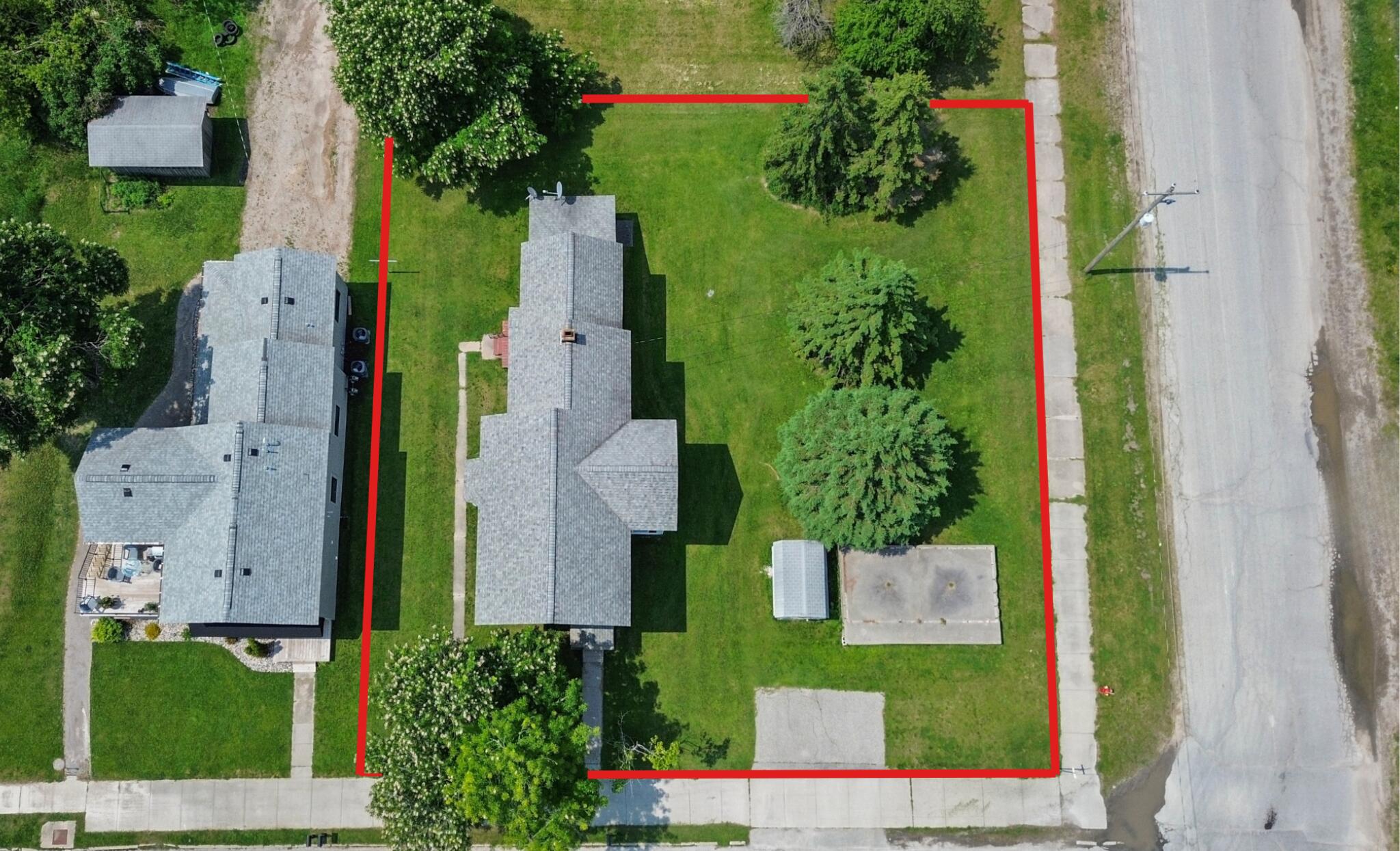 Cheboygan, Michigan 49721, United States, 5 Bedrooms Bedrooms, ,2 BathroomsBathrooms,Residential,Active,150610