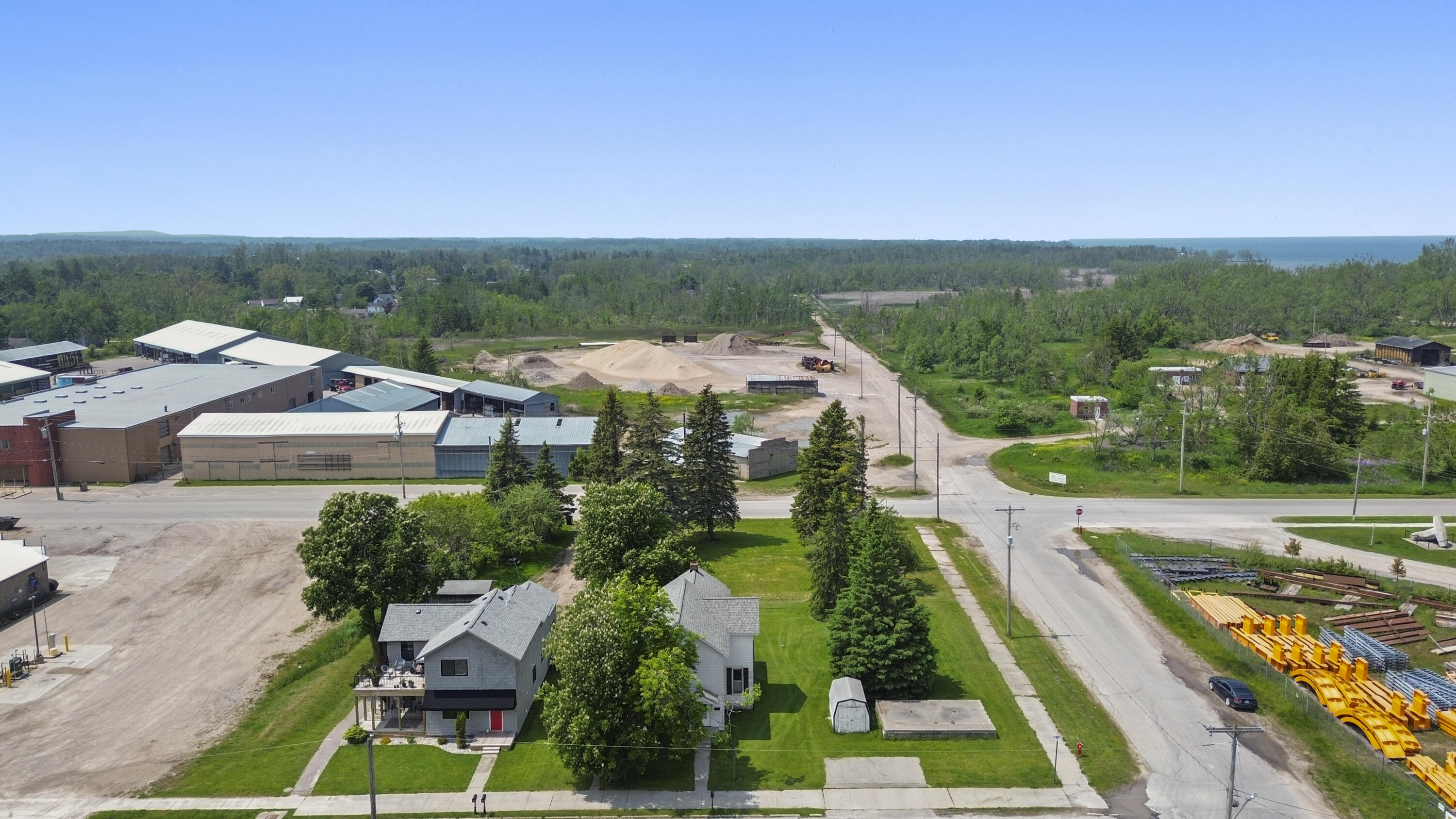 Cheboygan, Michigan 49721, United States, 5 Bedrooms Bedrooms, ,2 BathroomsBathrooms,Residential,Active,150610