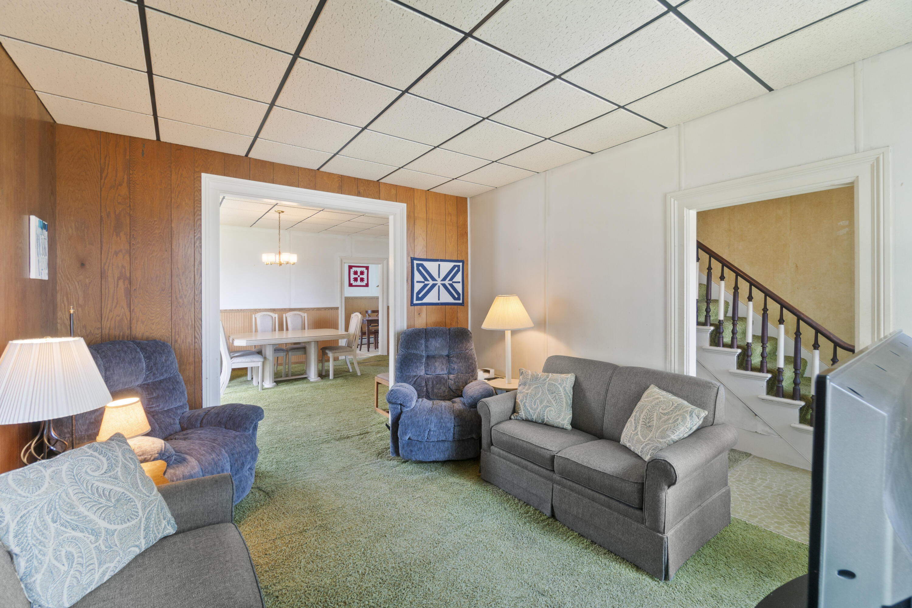 Cheboygan, Michigan 49721, United States, 5 Bedrooms Bedrooms, ,2 BathroomsBathrooms,Residential,Active,150610