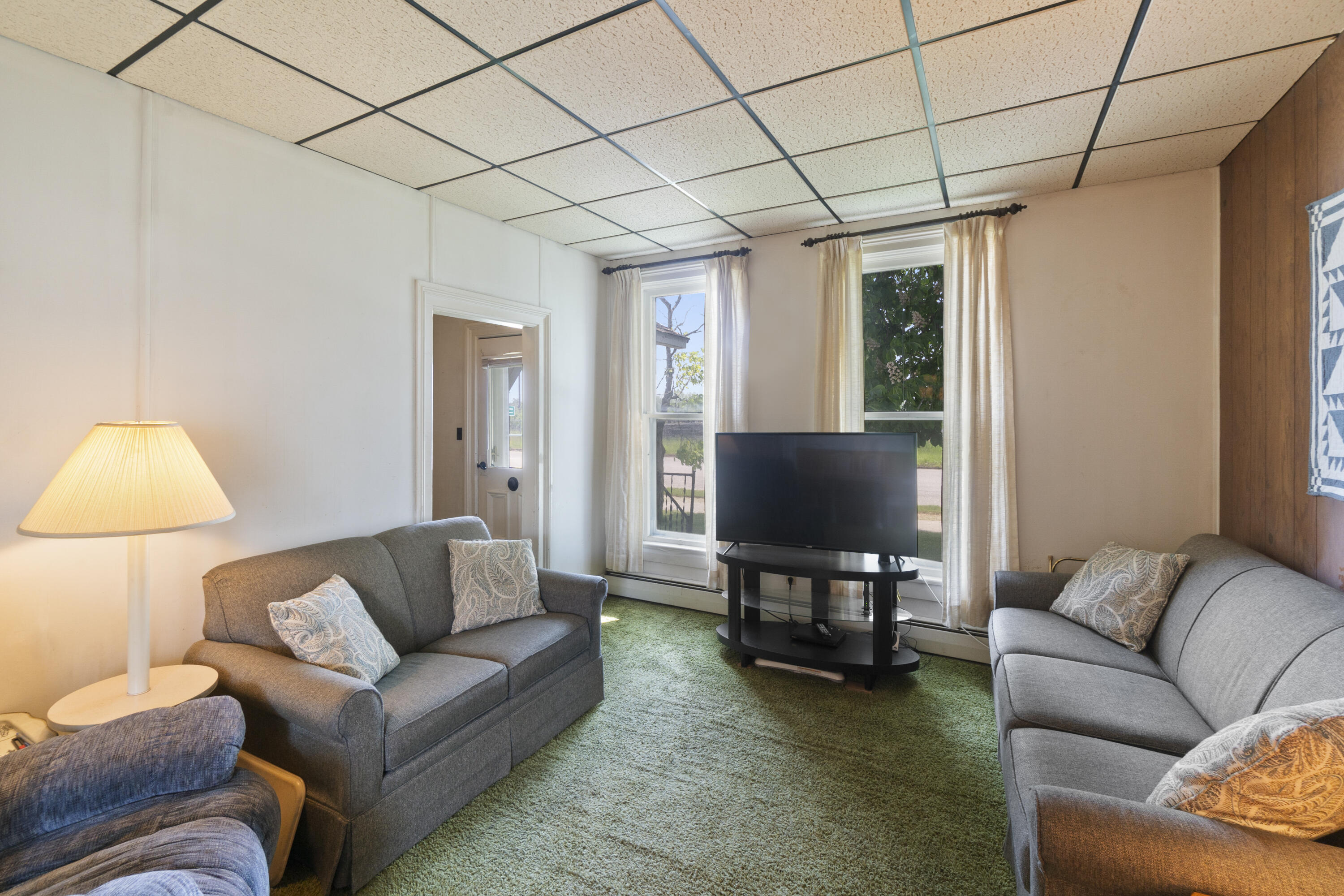 Cheboygan, Michigan 49721, United States, 5 Bedrooms Bedrooms, ,2 BathroomsBathrooms,Residential,Active,150610