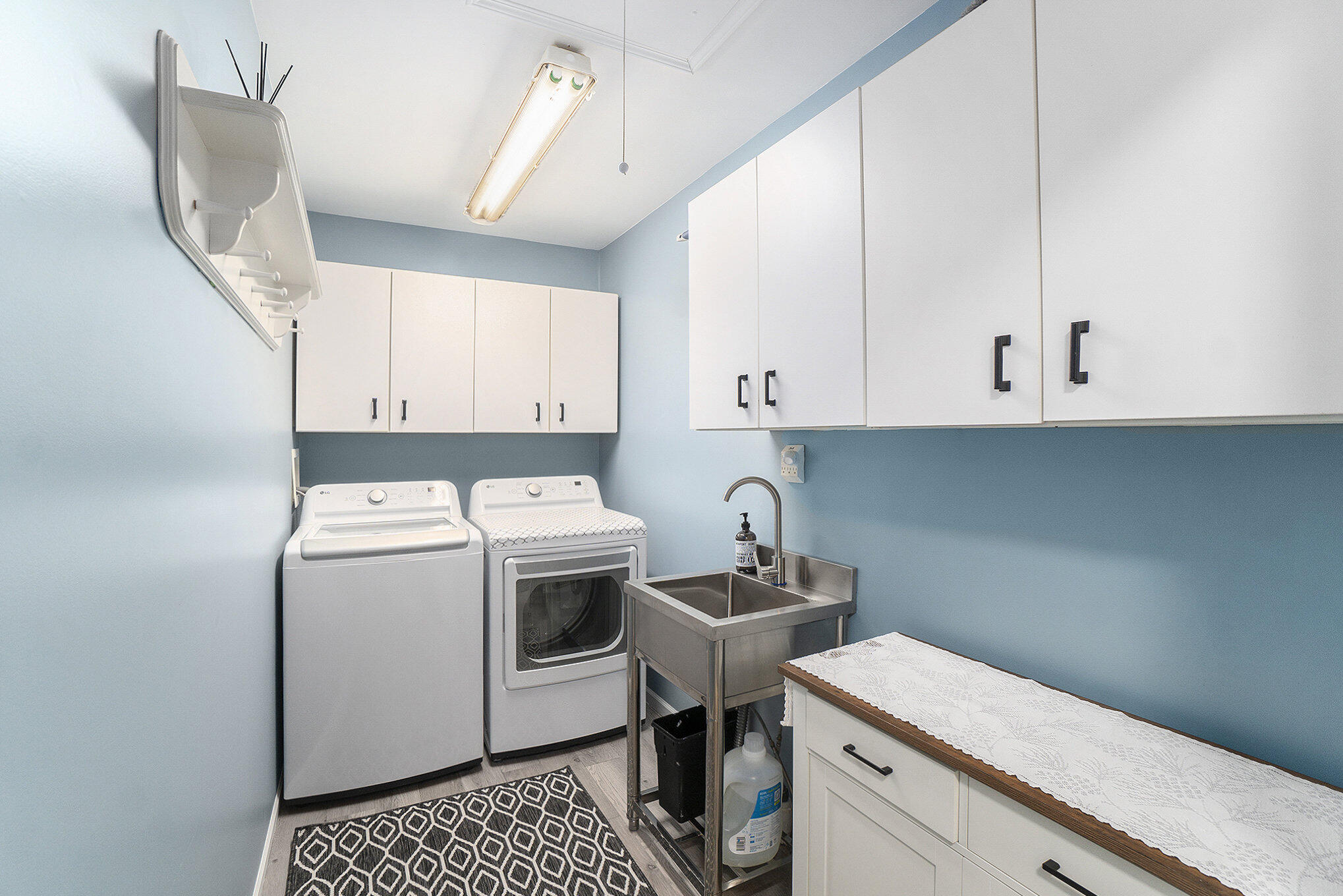 Indian River, Michigan 49749, United States, 3 Bedrooms Bedrooms, ,3 BathroomsBathrooms,Residential,Contingent,76778