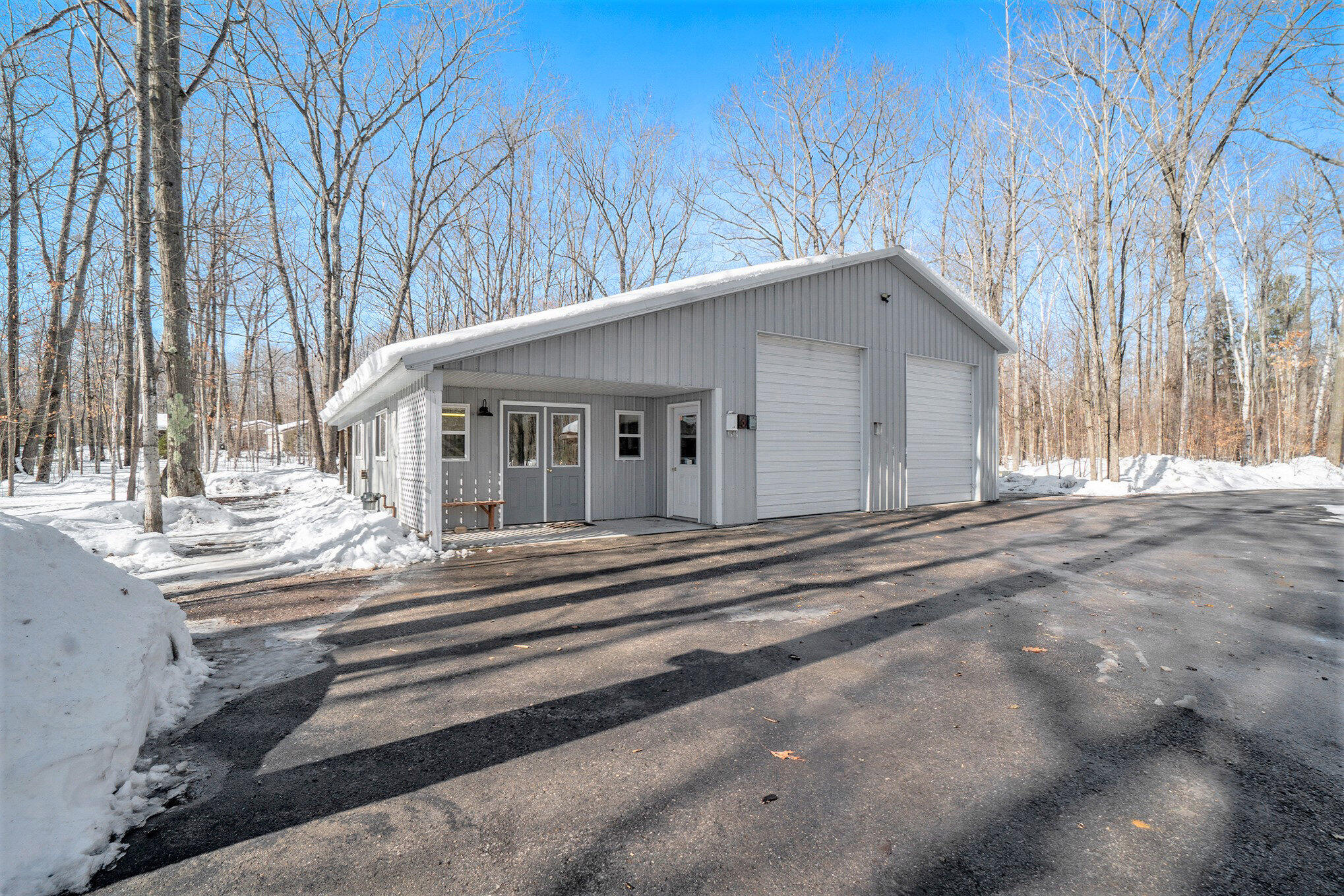 Indian River, Michigan 49749, United States, 3 Bedrooms Bedrooms, ,3 BathroomsBathrooms,Residential,Contingent,76778