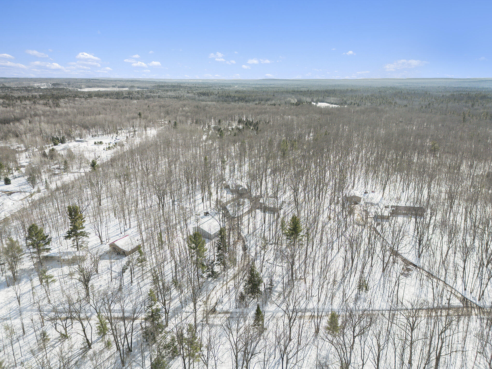 Indian River, Michigan 49749, United States, 3 Bedrooms Bedrooms, ,3 BathroomsBathrooms,Residential,Contingent,76778