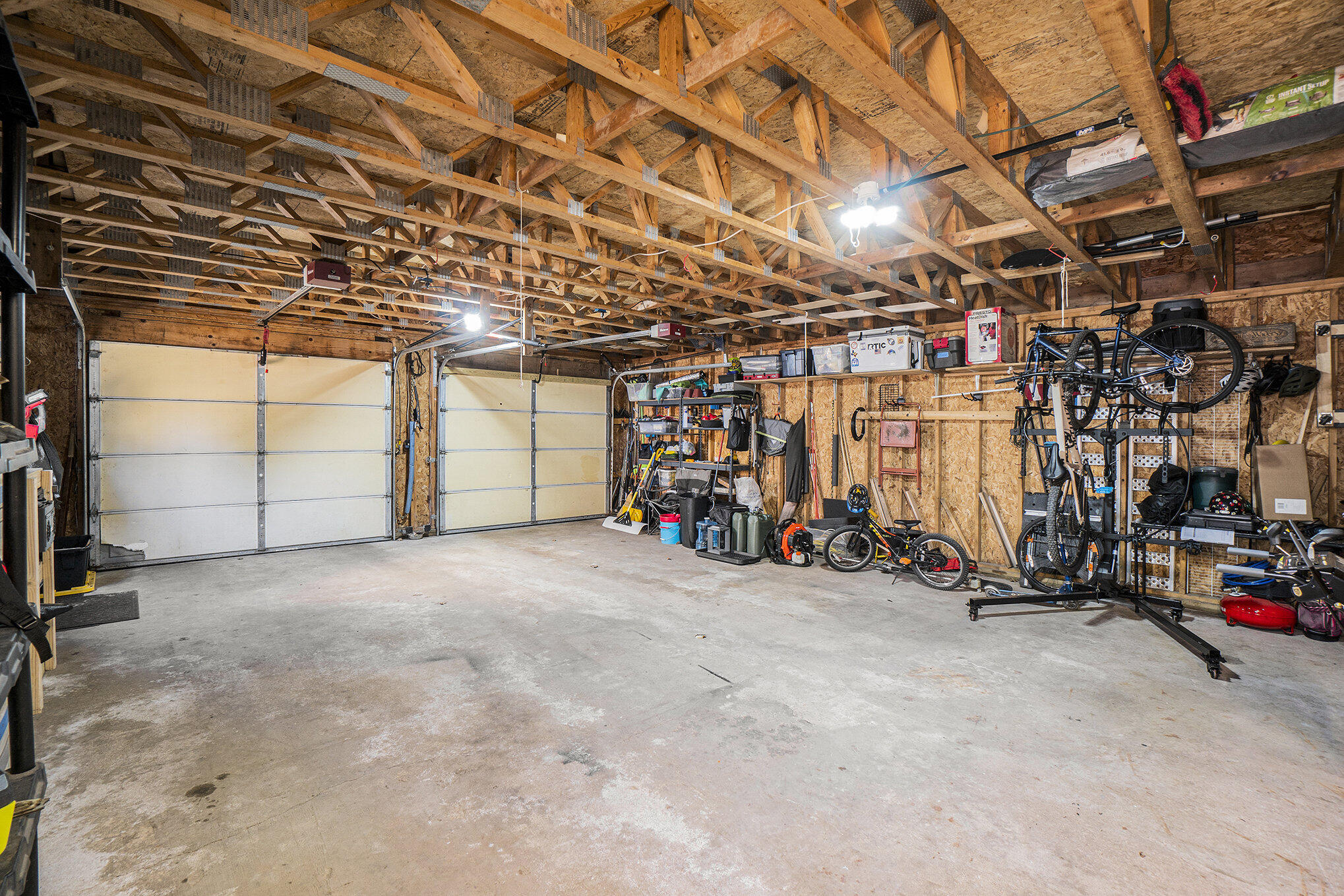 Cheboygan, Michigan 49721, United States, 3 Bedrooms Bedrooms, ,3 BathroomsBathrooms,Residential,Contingent,110997