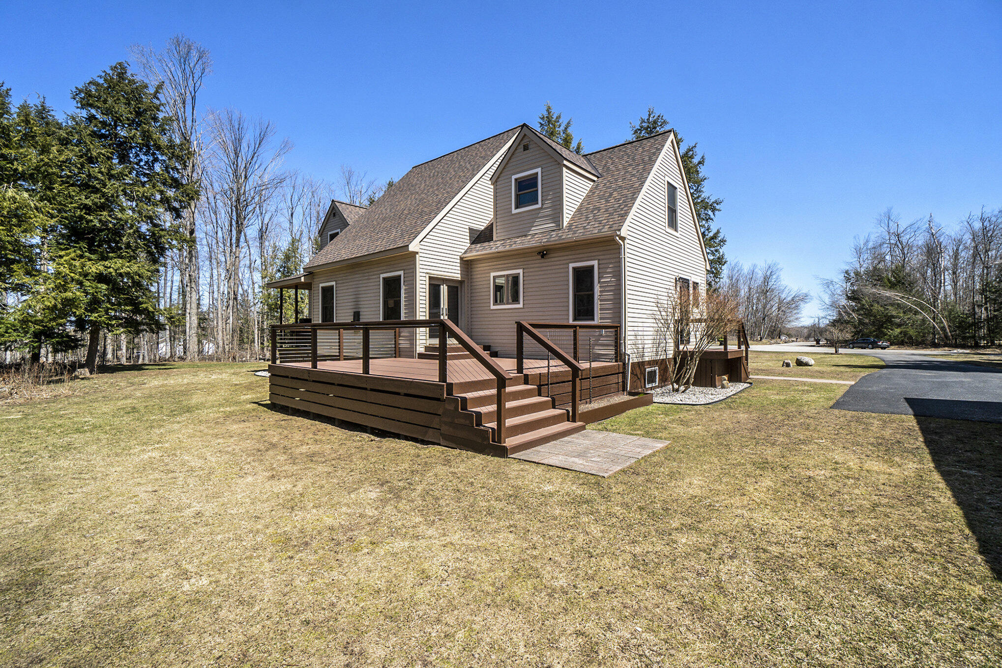 Cheboygan, Michigan 49721, United States, 3 Bedrooms Bedrooms, ,3 BathroomsBathrooms,Residential,Contingent,110997