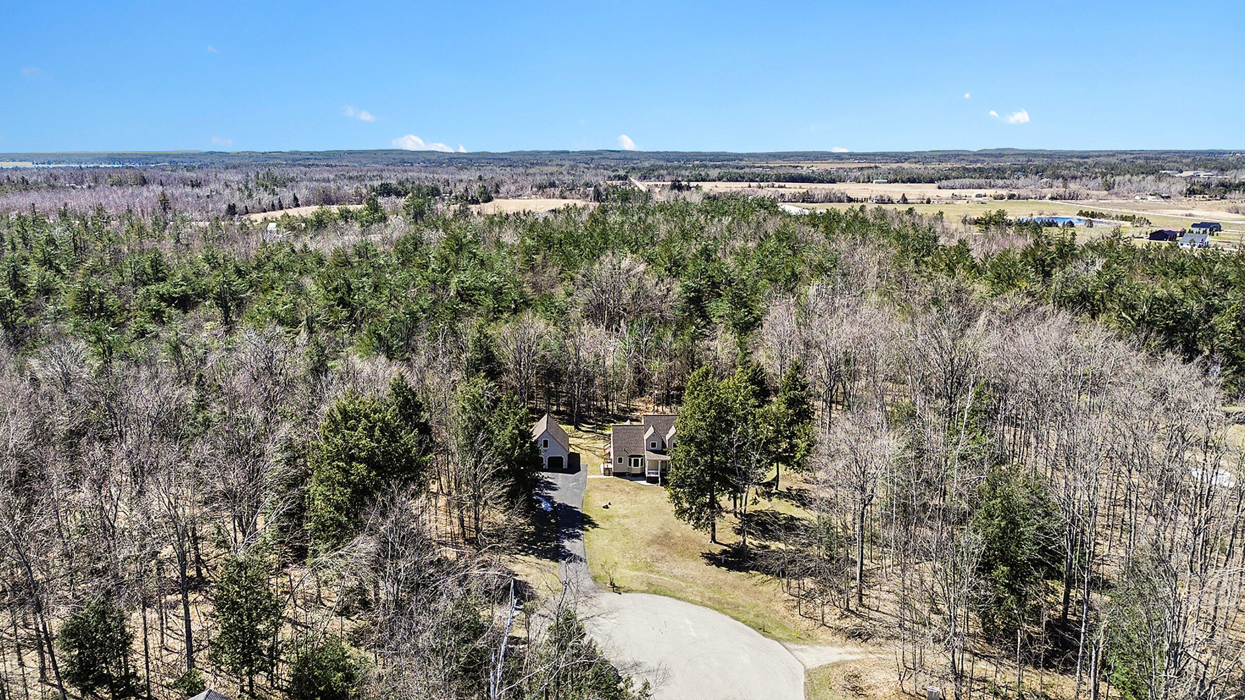 Cheboygan, Michigan 49721, United States, 3 Bedrooms Bedrooms, ,3 BathroomsBathrooms,Residential,Contingent,110997