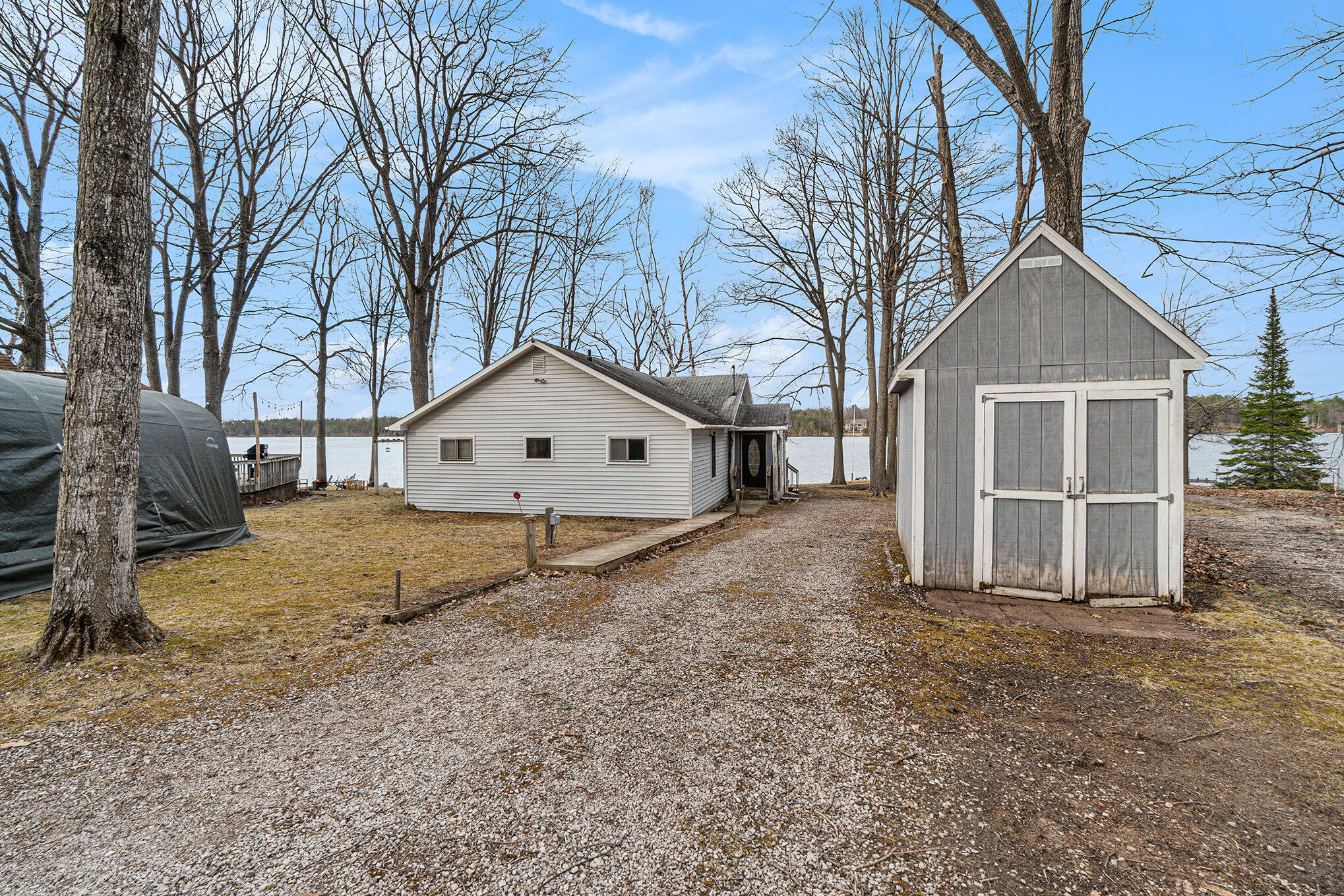 Cheboygan, Michigan 49721, United States, 3 Bedrooms Bedrooms, ,2 BathroomsBathrooms,Residential,Contingent,115307