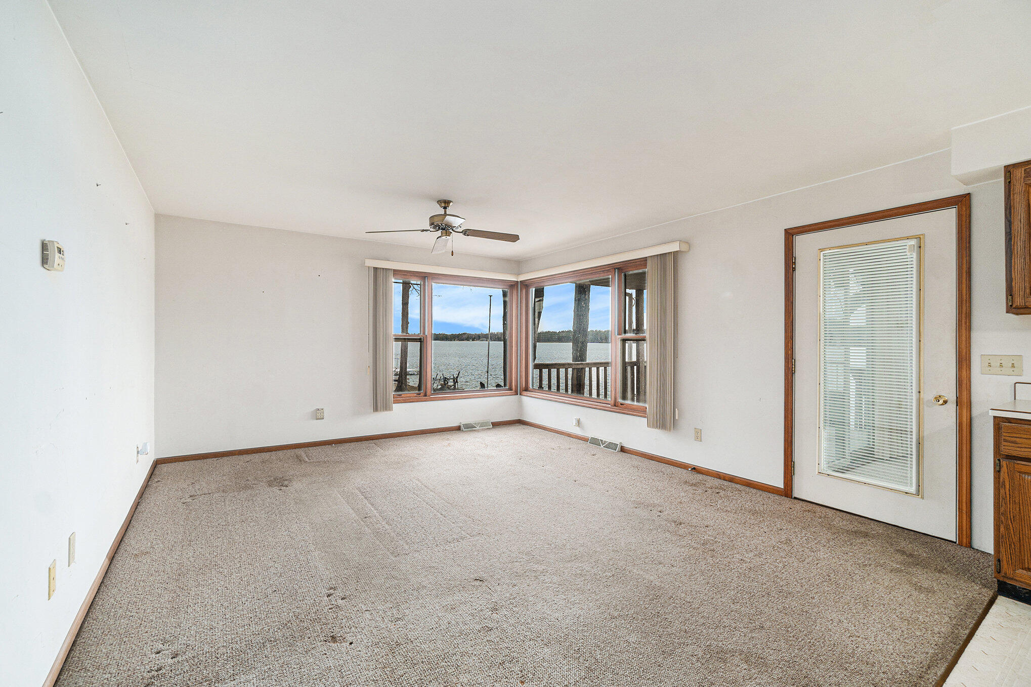 Cheboygan, Michigan 49721, United States, 3 Bedrooms Bedrooms, ,2 BathroomsBathrooms,Residential,Contingent,115307