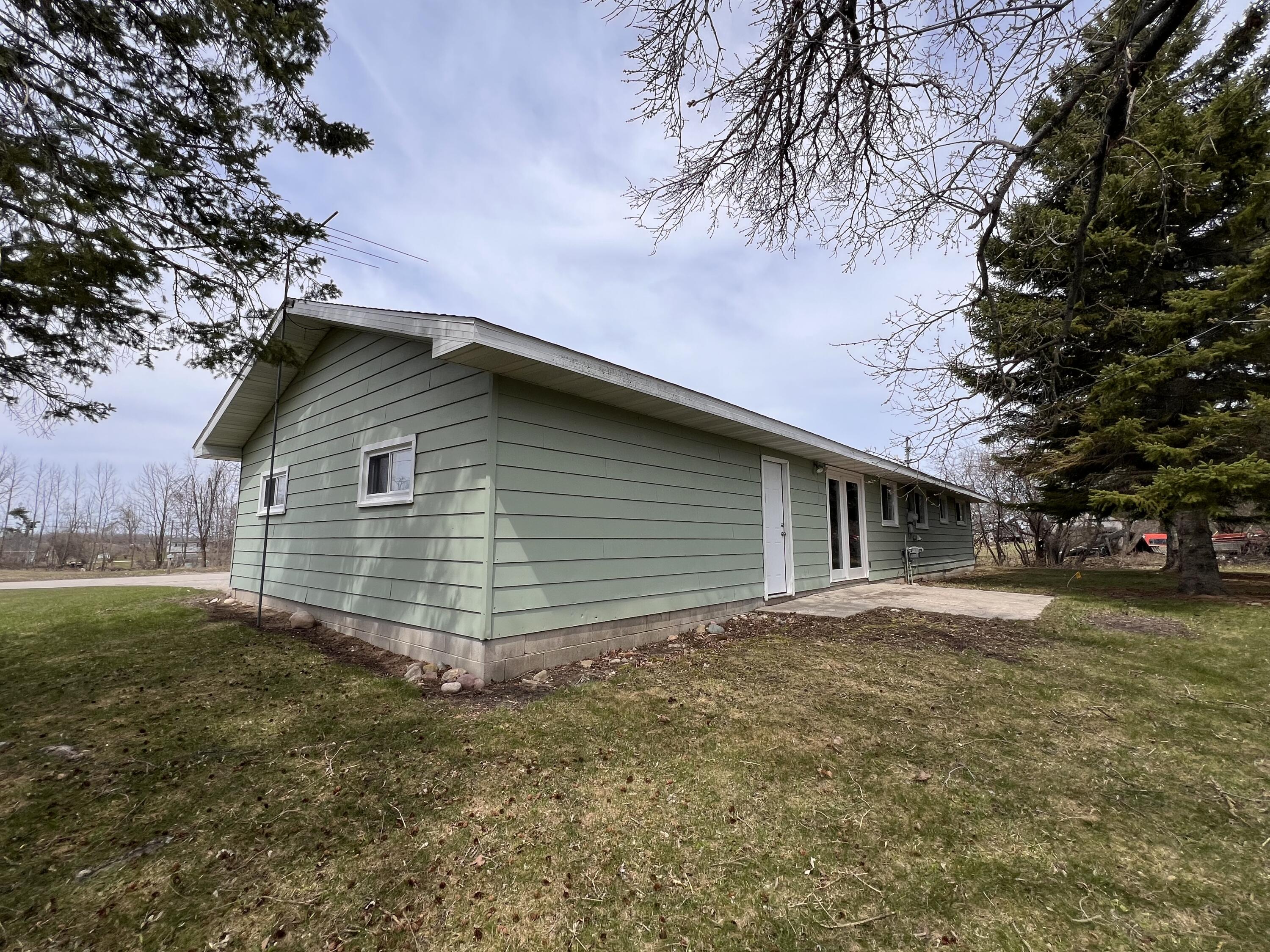 Onaway, Michigan 49765, United States, 3 Bedrooms Bedrooms, ,2 BathroomsBathrooms,Residential,Contingent,118049