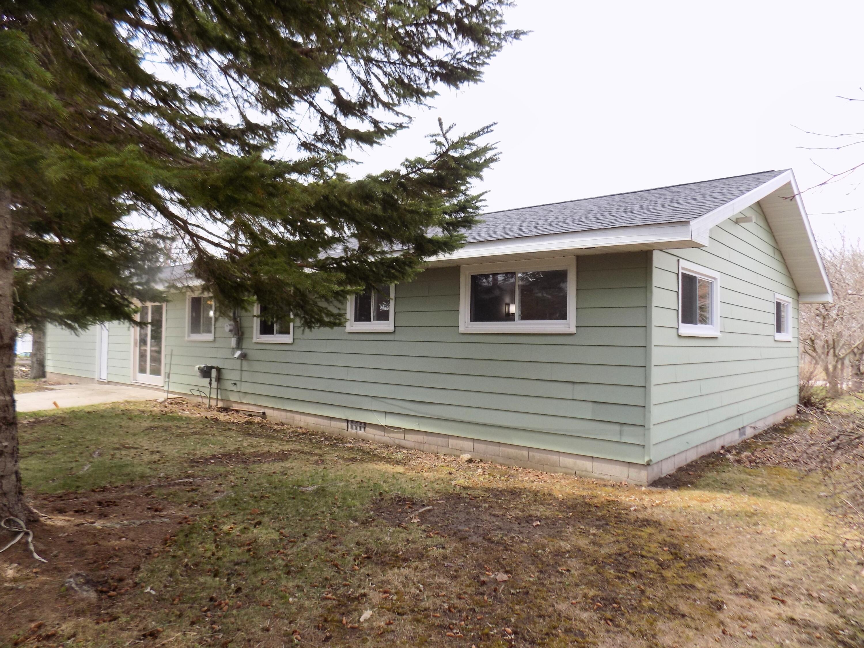 Onaway, Michigan 49765, United States, 3 Bedrooms Bedrooms, ,2 BathroomsBathrooms,Residential,Contingent,118049