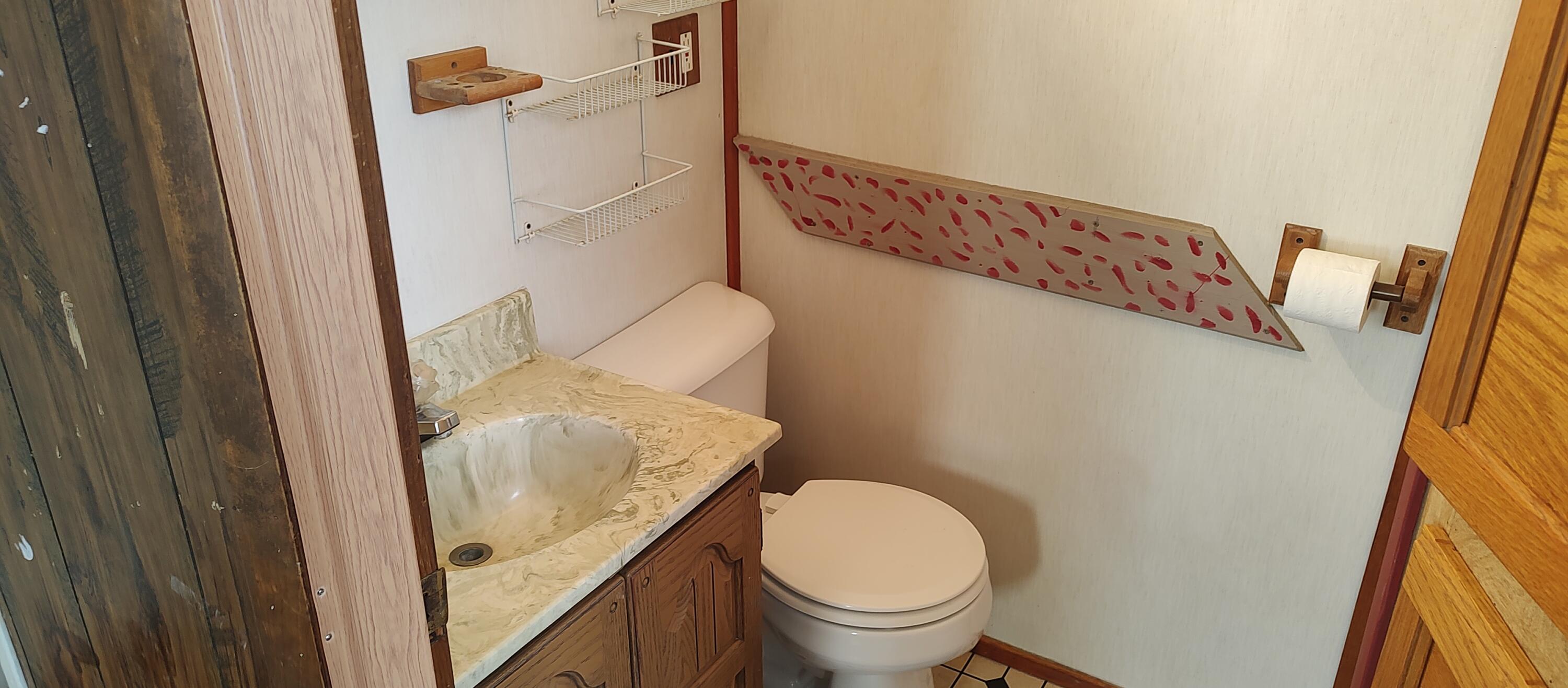 Cheboygan, Michigan 49721, United States, 3 Bedrooms Bedrooms, ,4 BathroomsBathrooms,Residential,Active,29228