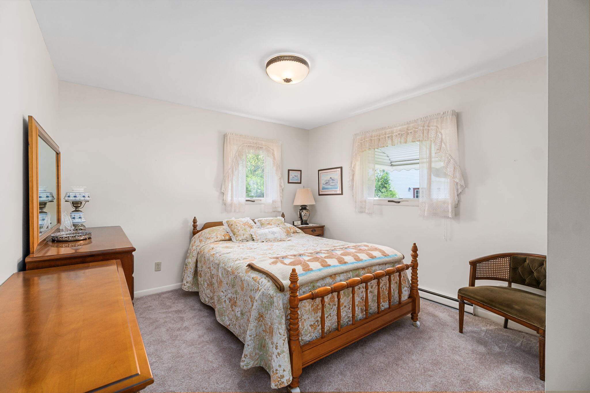 Cheboygan, Michigan 49721, United States, 3 Bedrooms Bedrooms, ,2 BathroomsBathrooms,Residential,Pending,181024