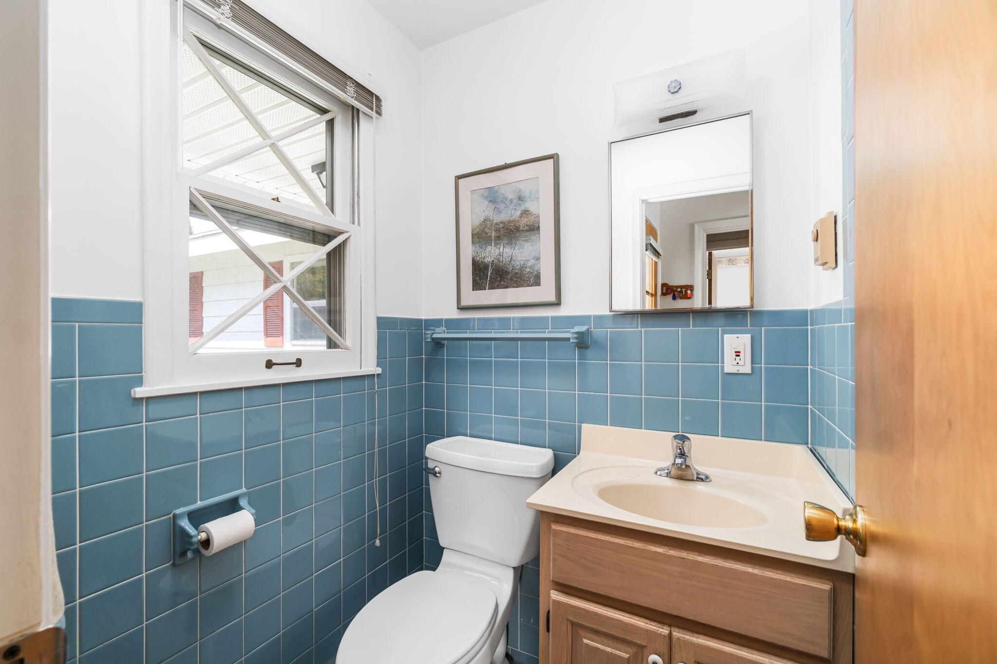 Cheboygan, Michigan 49721, United States, 3 Bedrooms Bedrooms, ,2 BathroomsBathrooms,Residential,Pending,181024