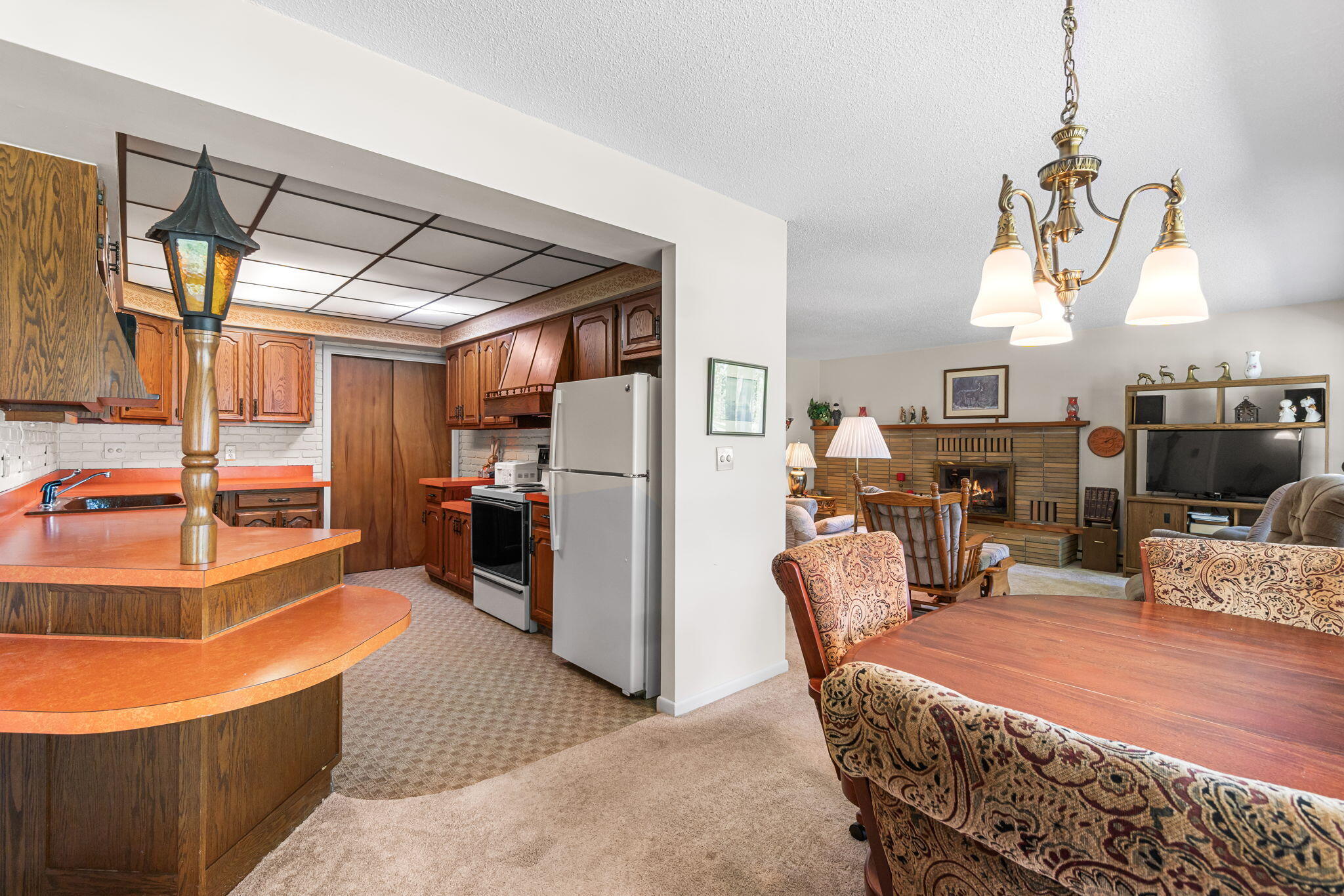 Cheboygan, Michigan 49721, United States, 3 Bedrooms Bedrooms, ,2 BathroomsBathrooms,Residential,Pending,181024