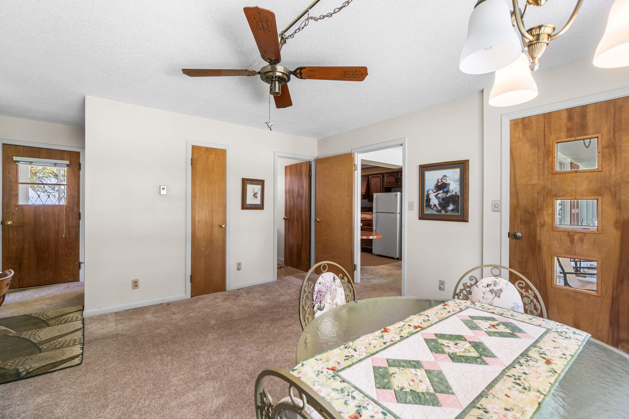 Cheboygan, Michigan 49721, United States, 3 Bedrooms Bedrooms, ,2 BathroomsBathrooms,Residential,Pending,181024