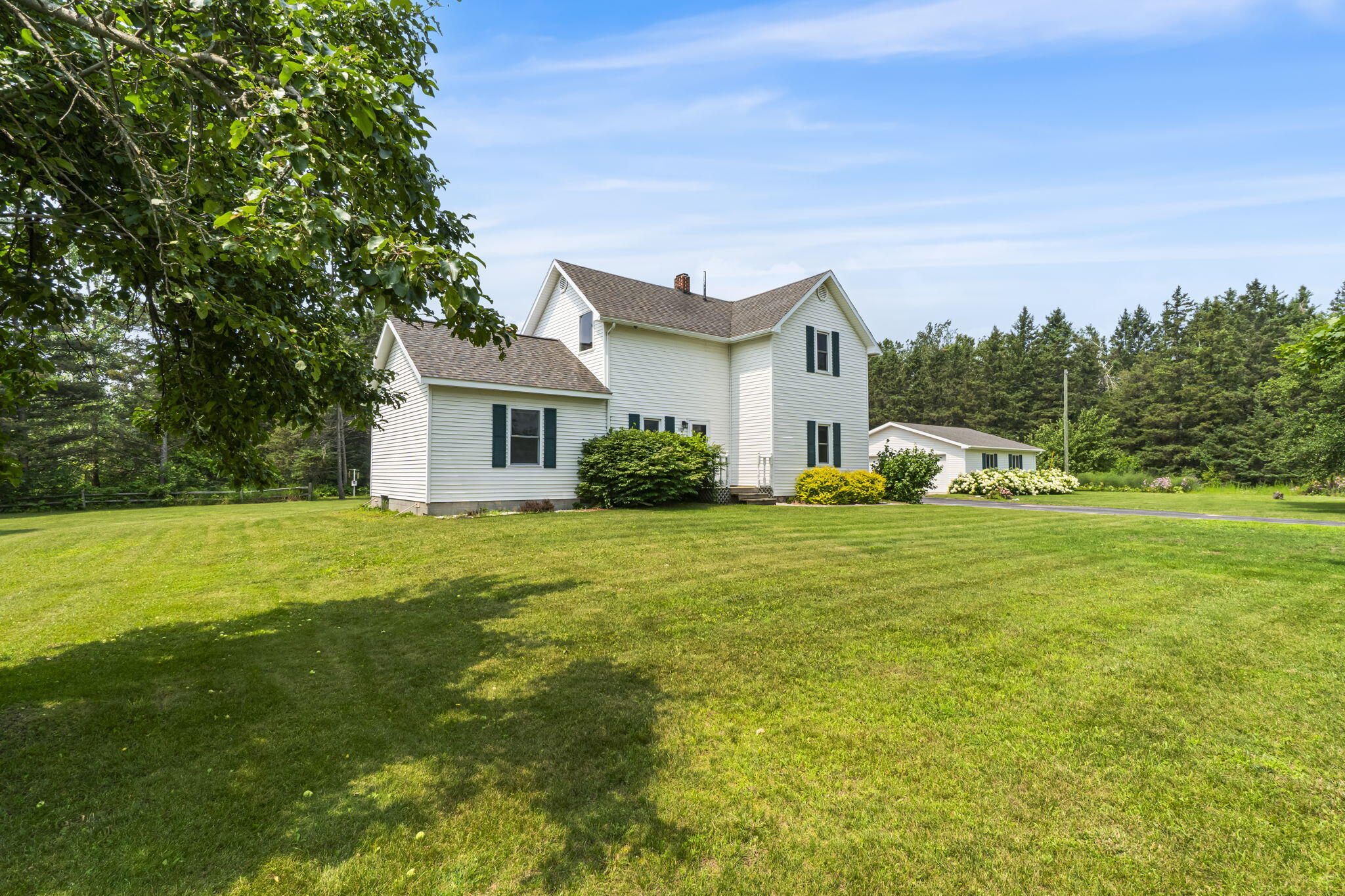 Levering, Michigan 49755, United States, 4 Bedrooms Bedrooms, ,2 BathroomsBathrooms,Residential,Active,170790