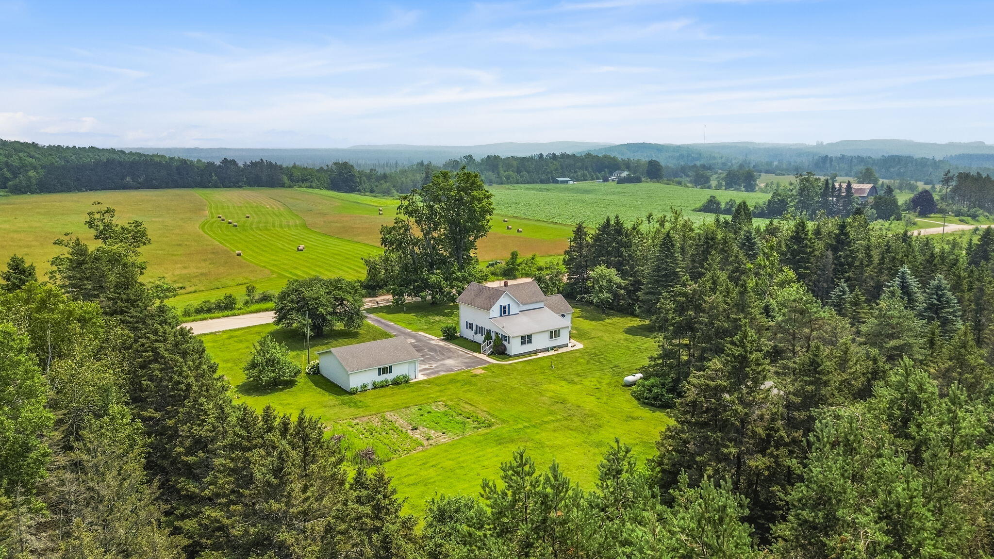 Levering, Michigan 49755, United States, 4 Bedrooms Bedrooms, ,2 BathroomsBathrooms,Residential,Active,170790